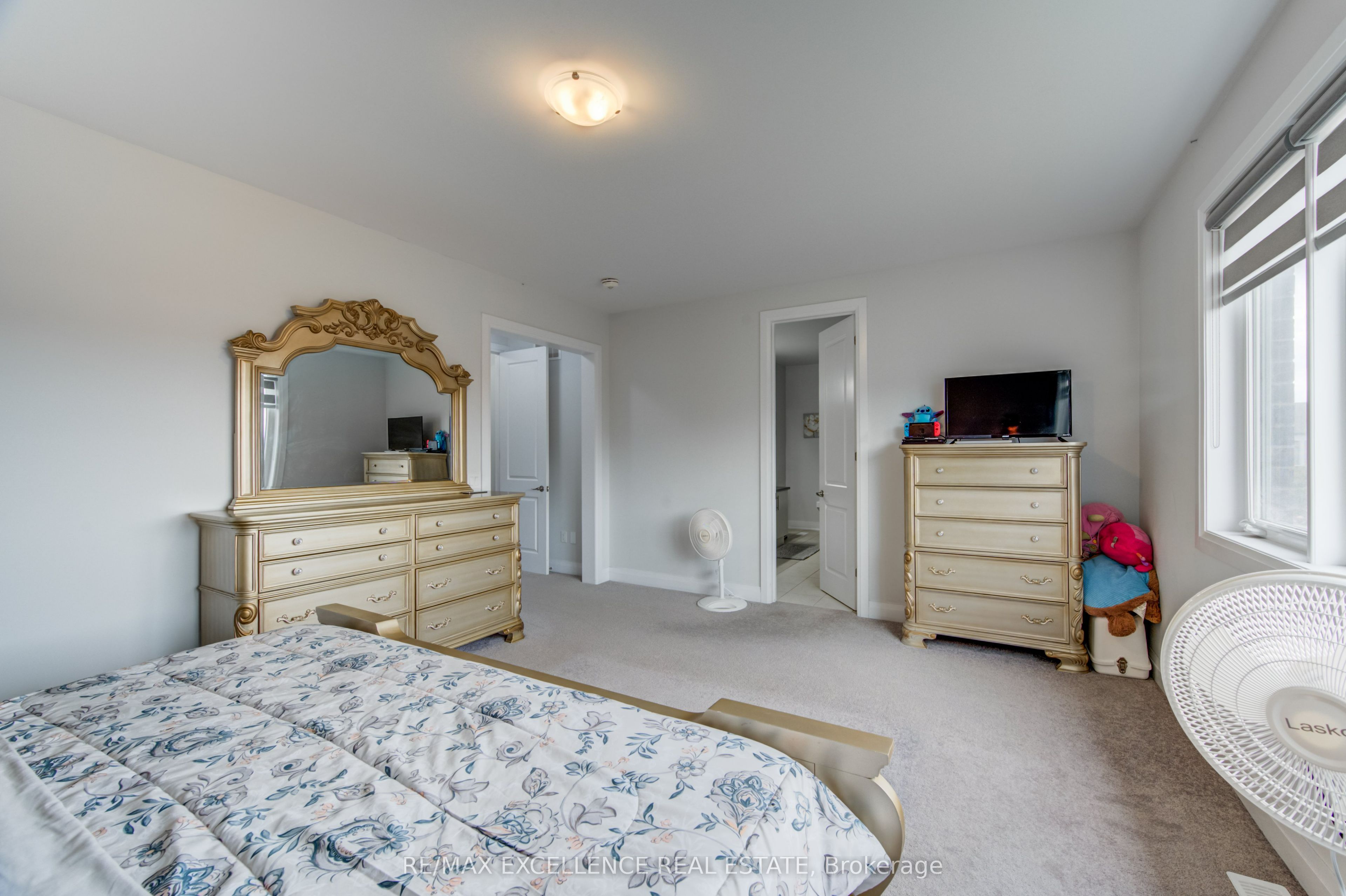 1080 Edinburgh Drive Property Photo 34
