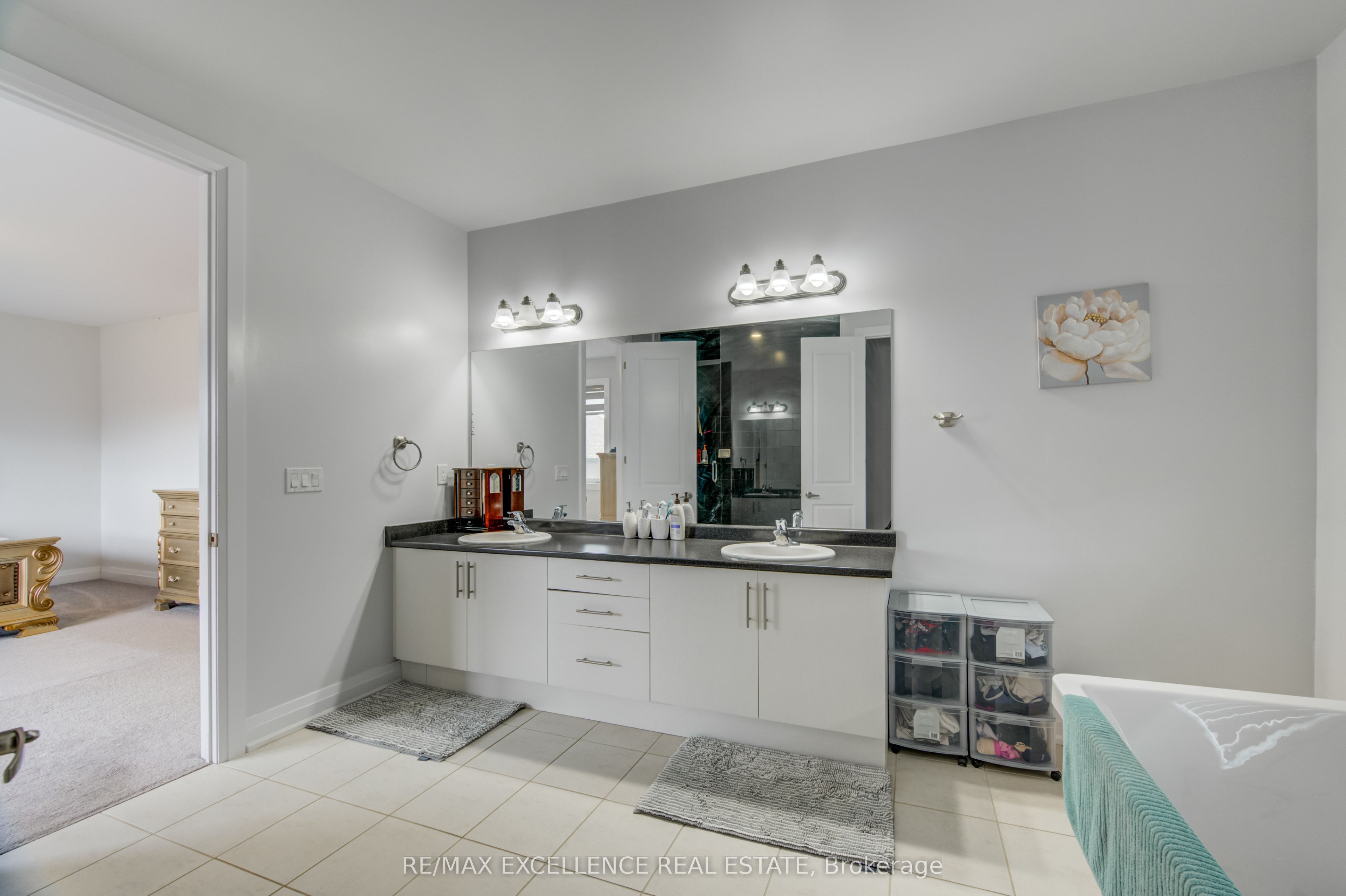 1080 Edinburgh Drive Property Photo 37