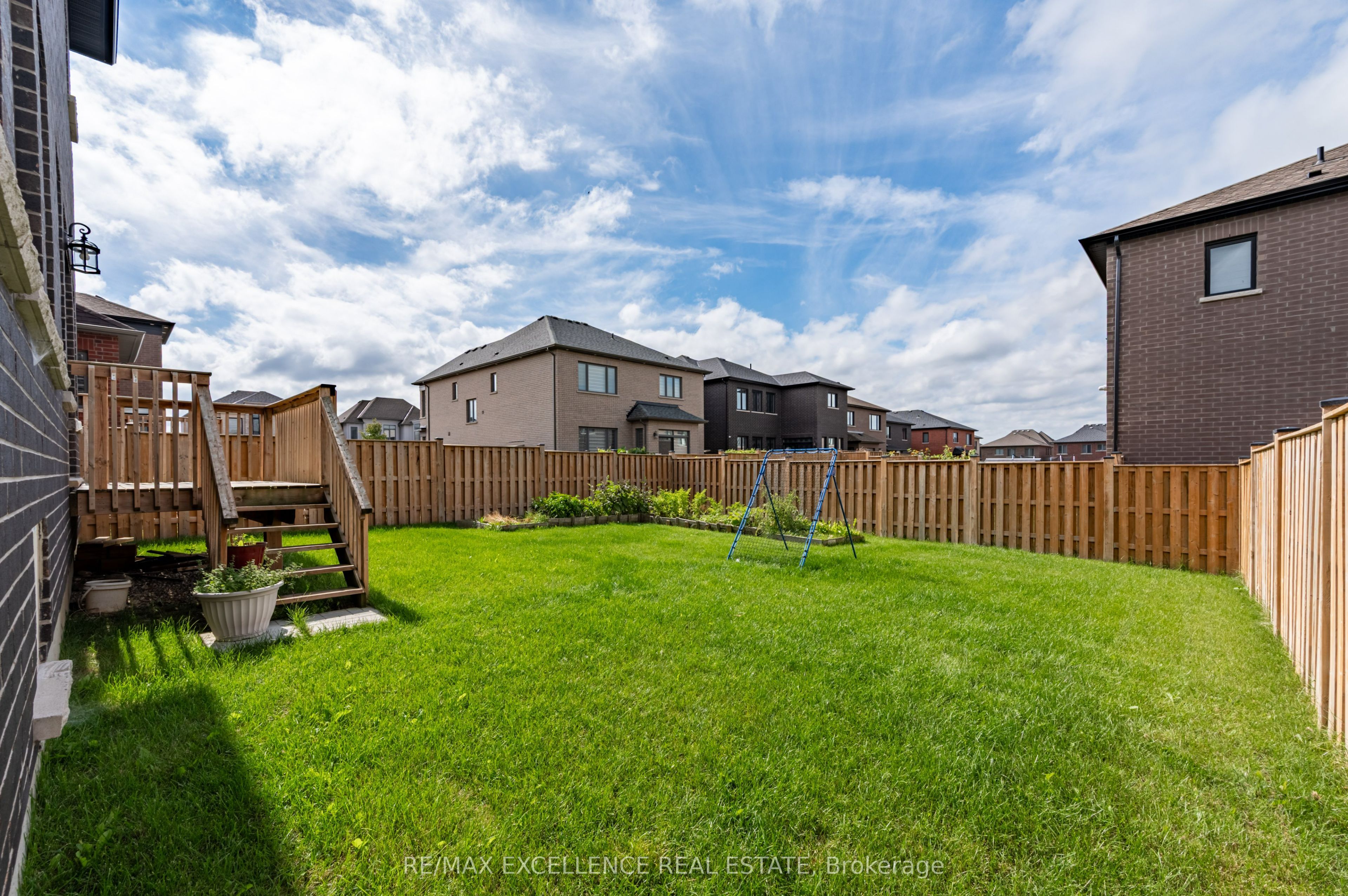 1080 Edinburgh Drive Property Photo 42