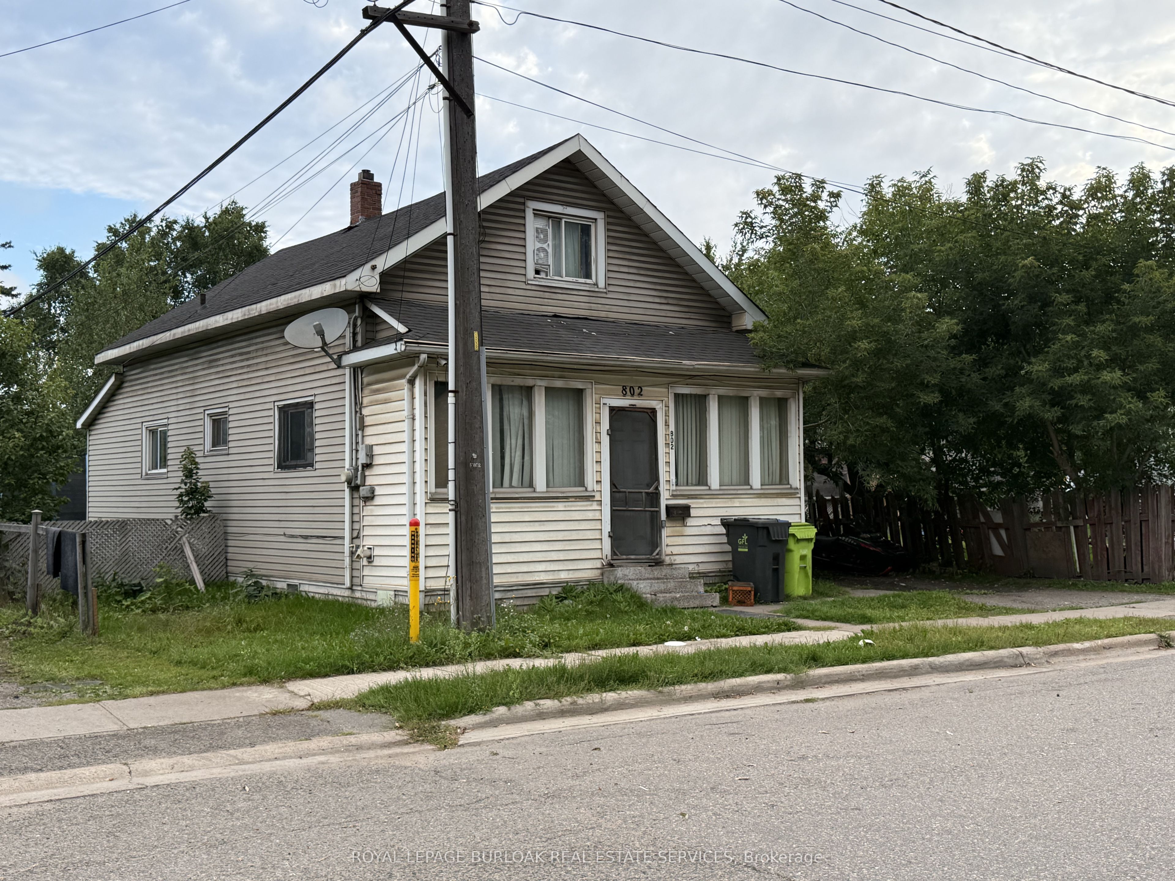 802 W Bonney Street Property Photo 3