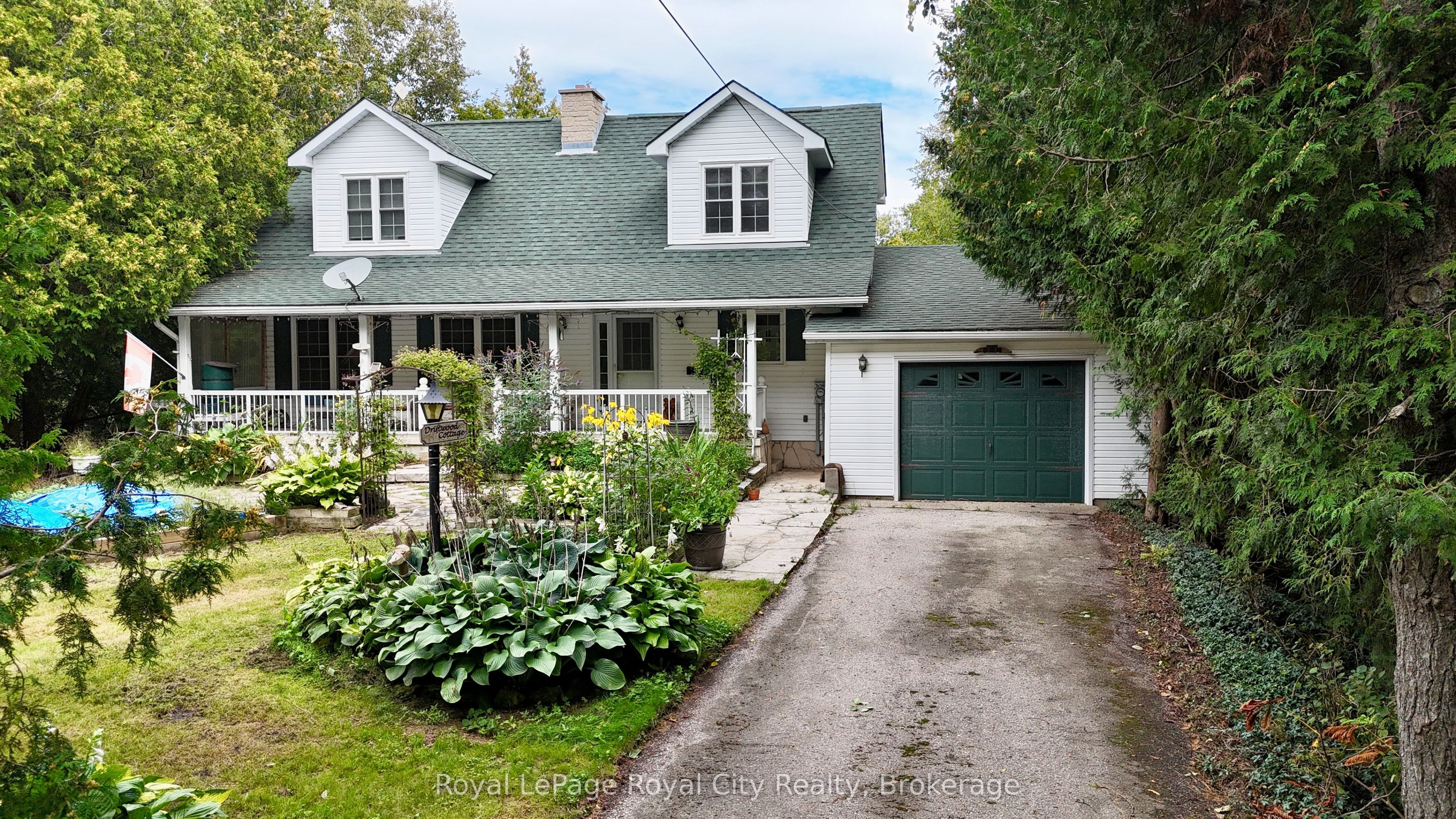 8 Brock Street Property Photo 1