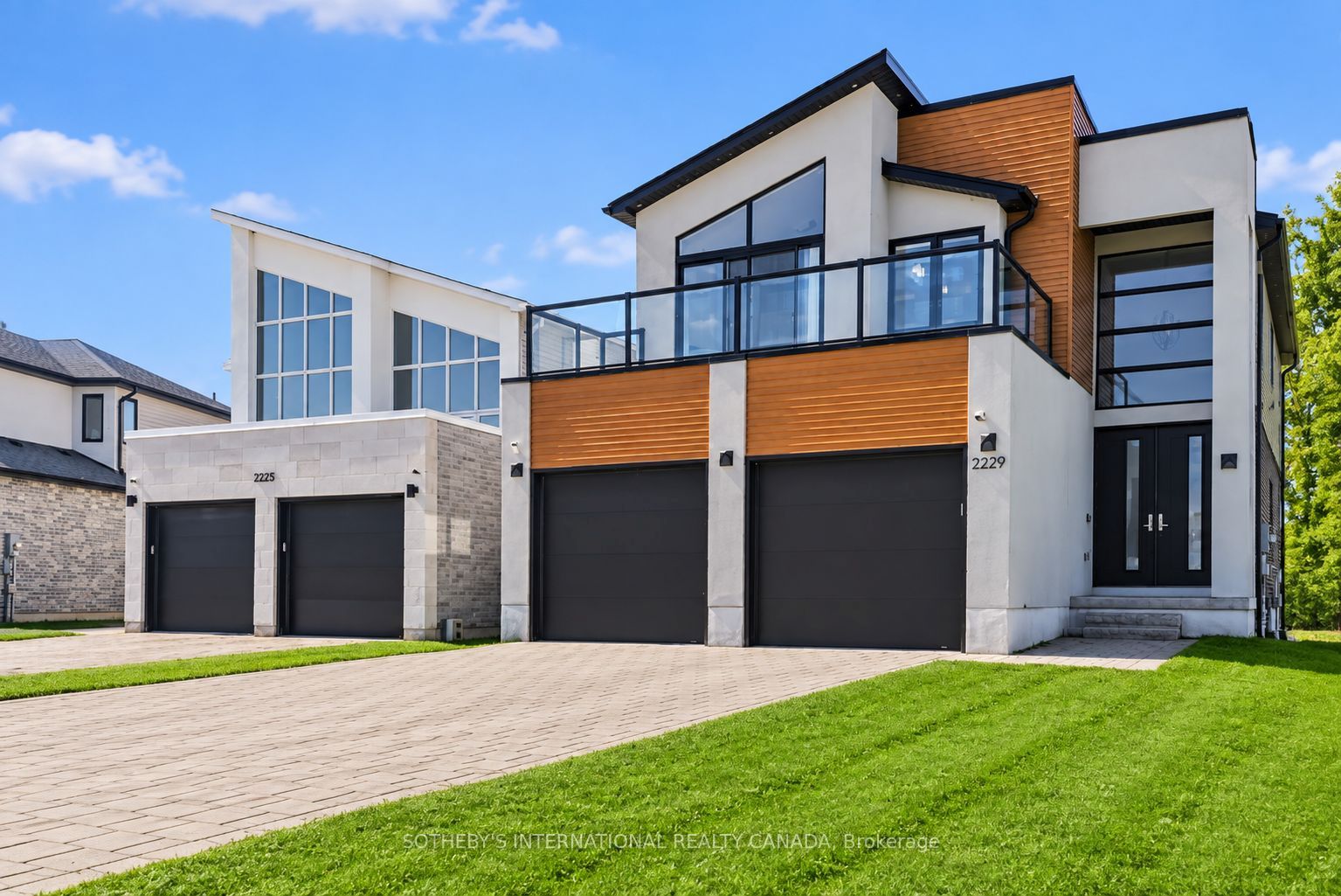 2229 Wateroak Drive Property Photo 1