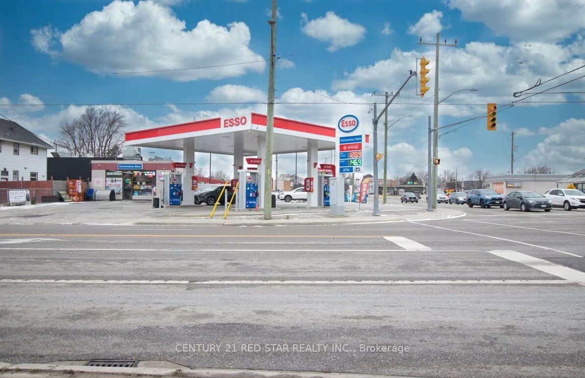 410 Queen Street Property Photo 5