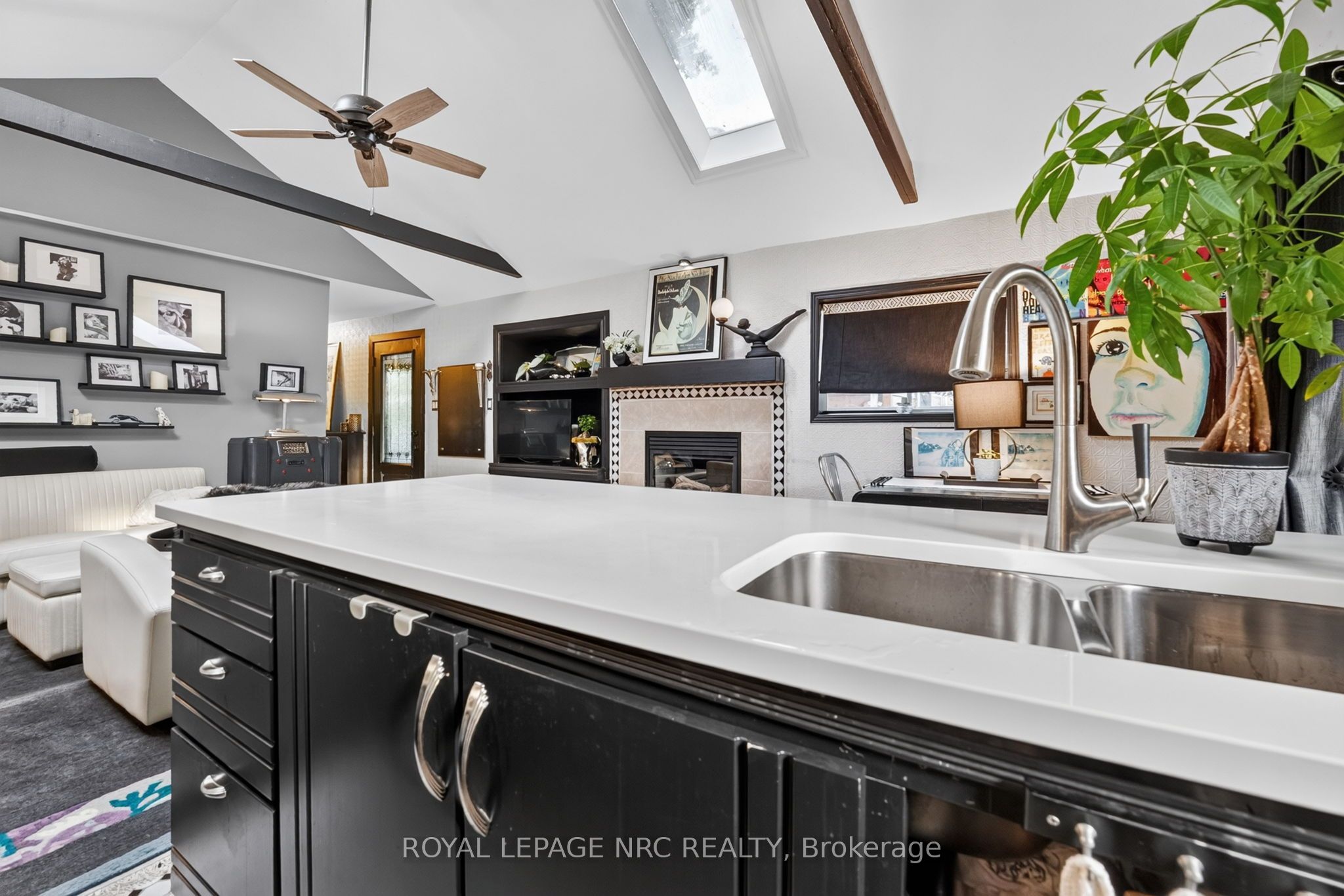 93 Lincoln Road E Property Photo 19