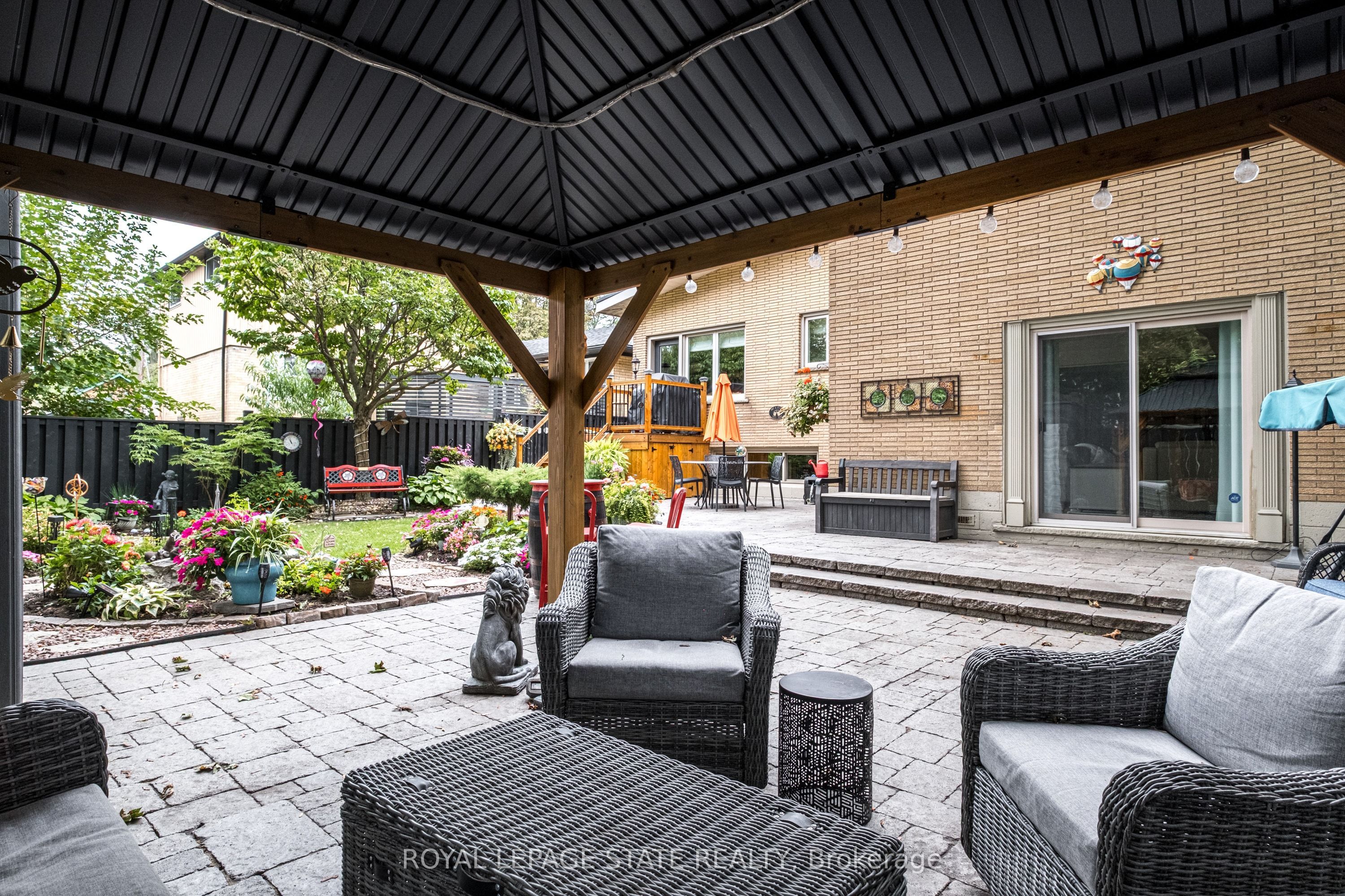 54 Inverness Avenue W Property Photo 43
