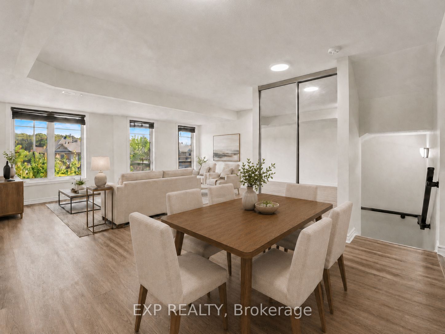1149 Longfields Drive B Property Photo 8