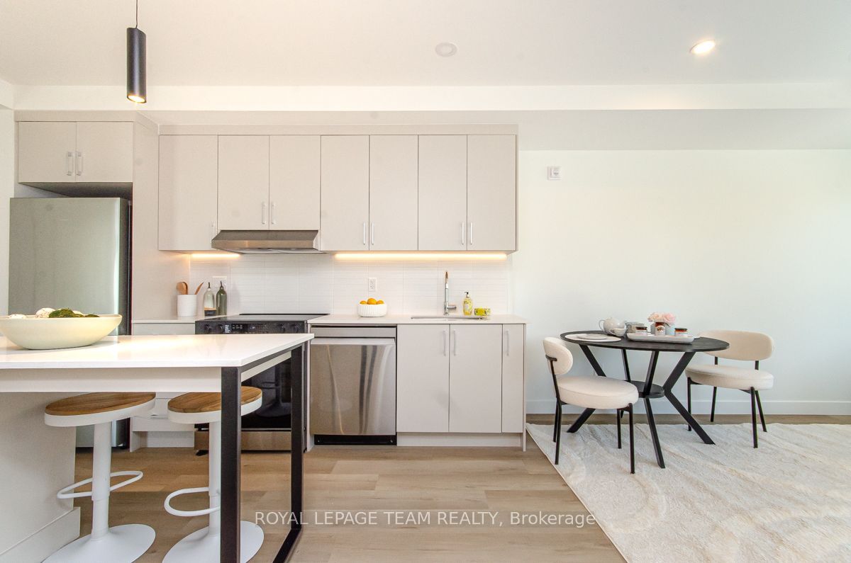398 Roosevelt Avenue 203 Property Photo 2