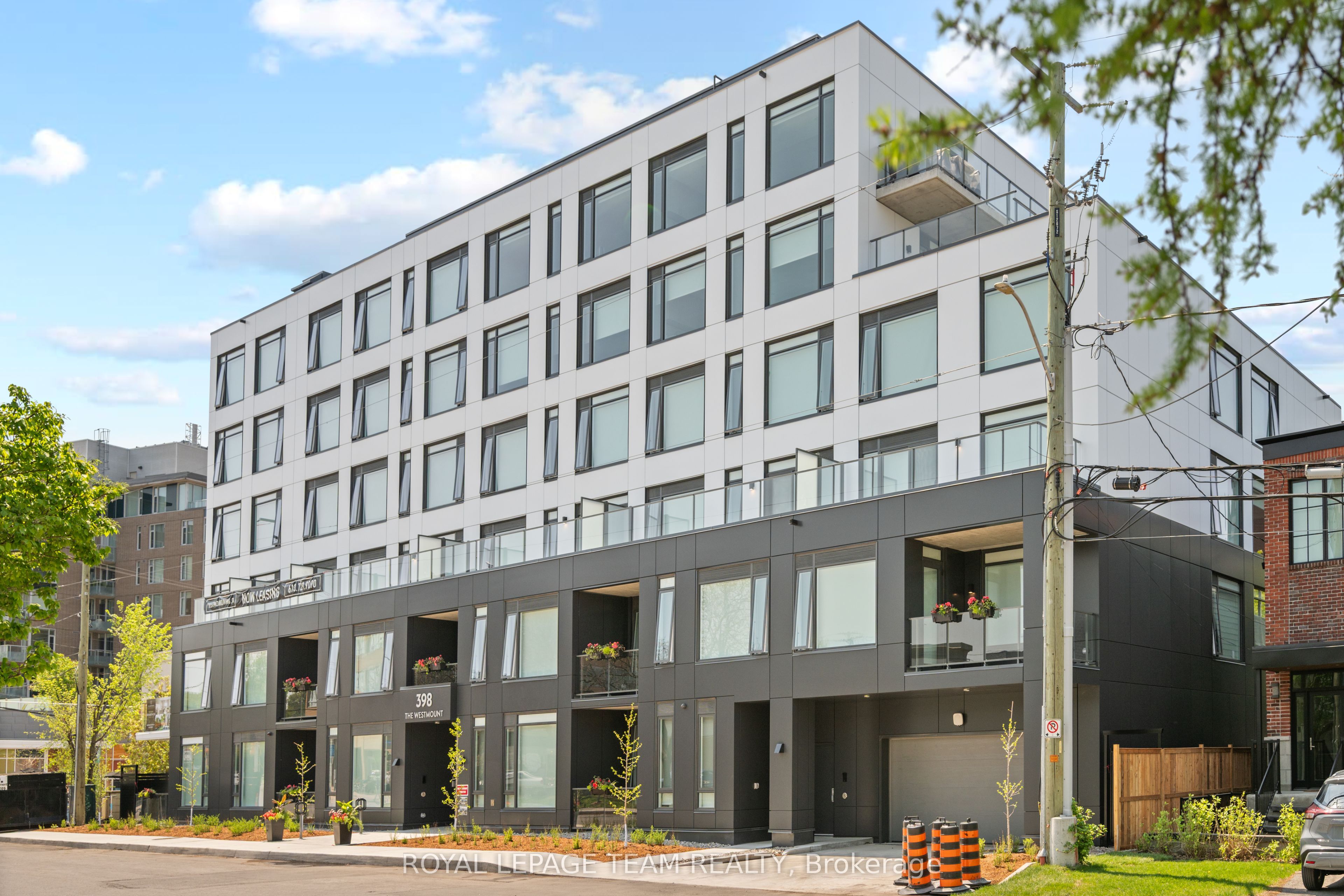 398 Roosevelt Avenue 401 Property Photo 1