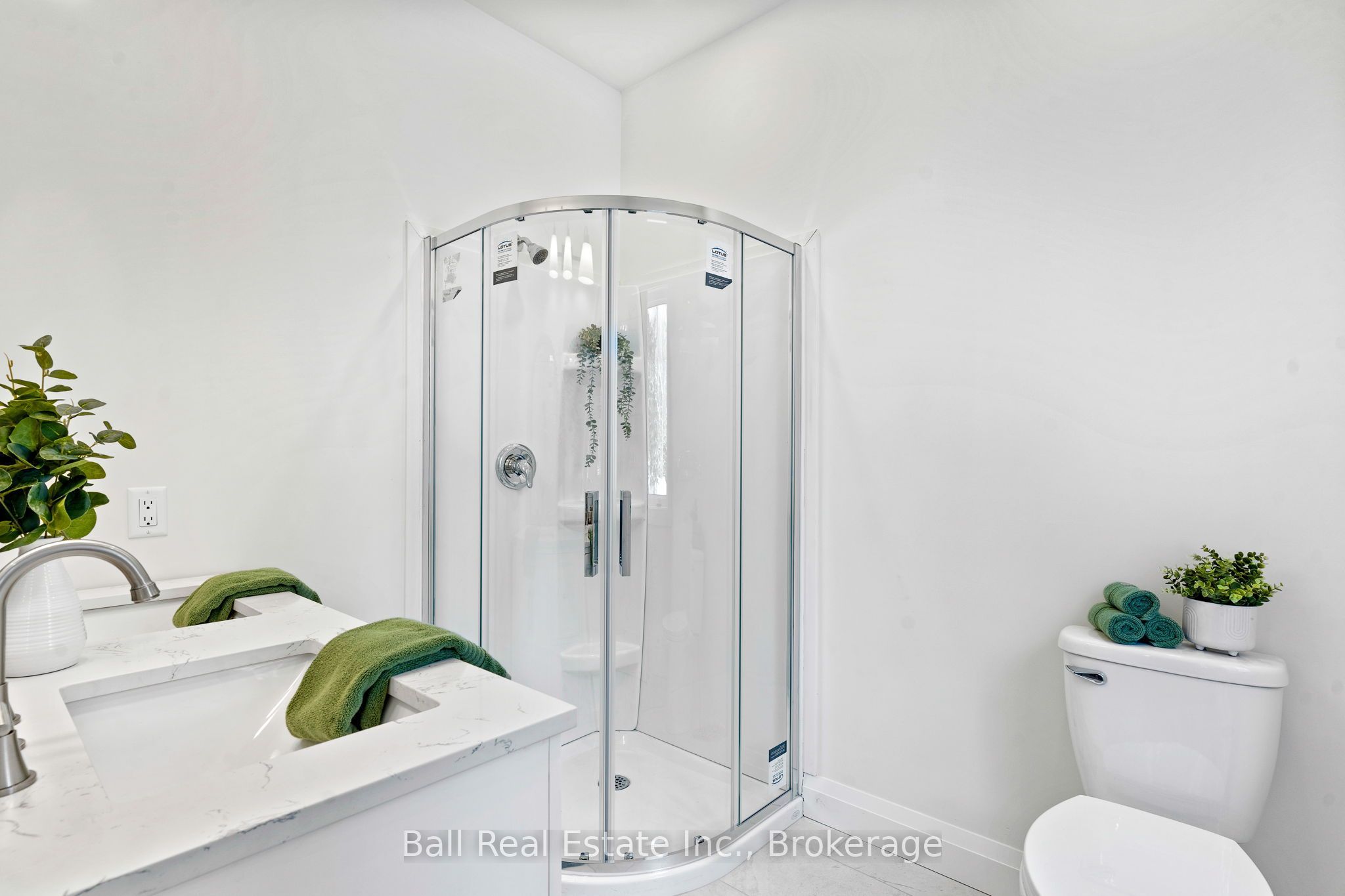 180 Lakeview Street Property Photo 26