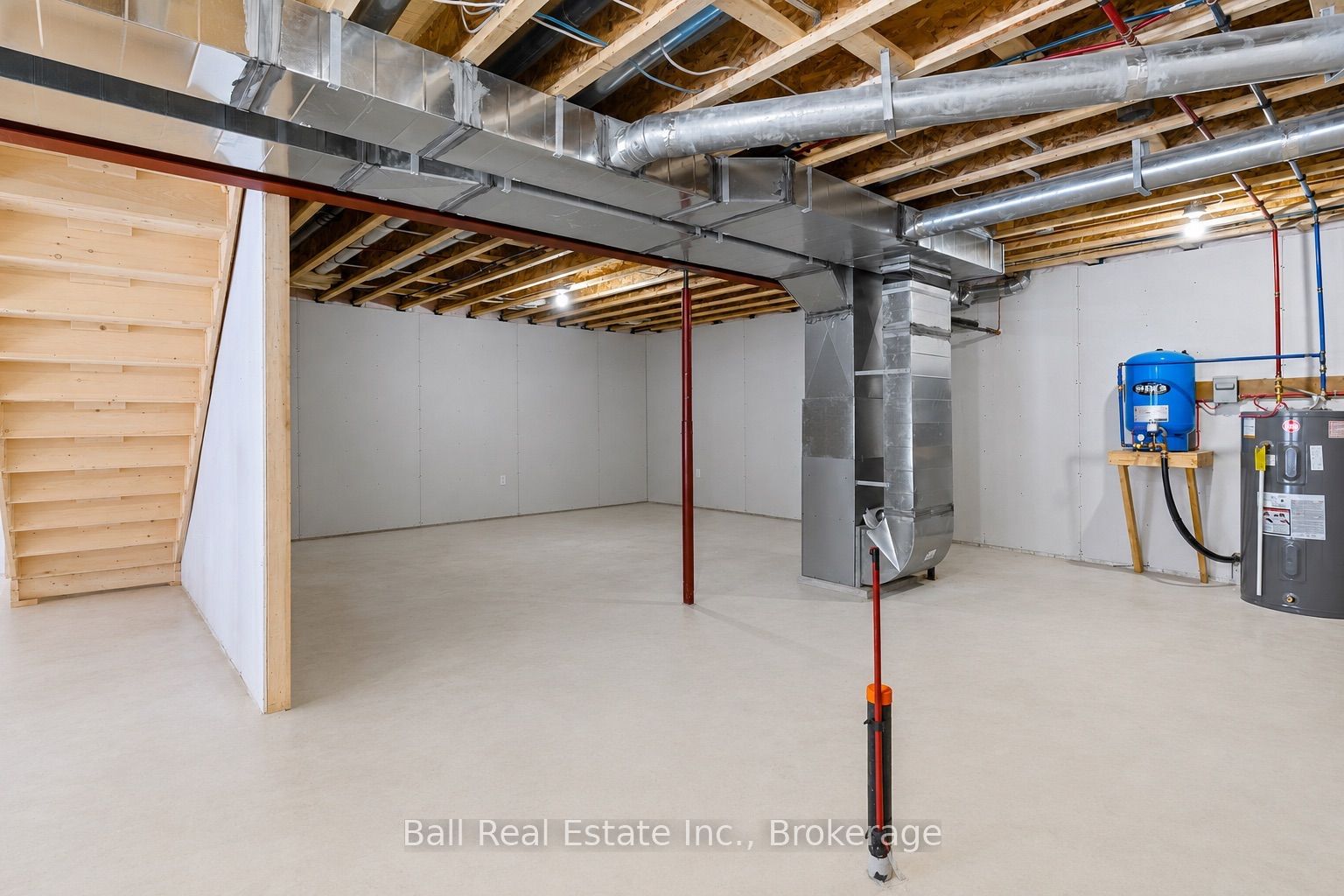 180 Lakeview Street Property Photo 36