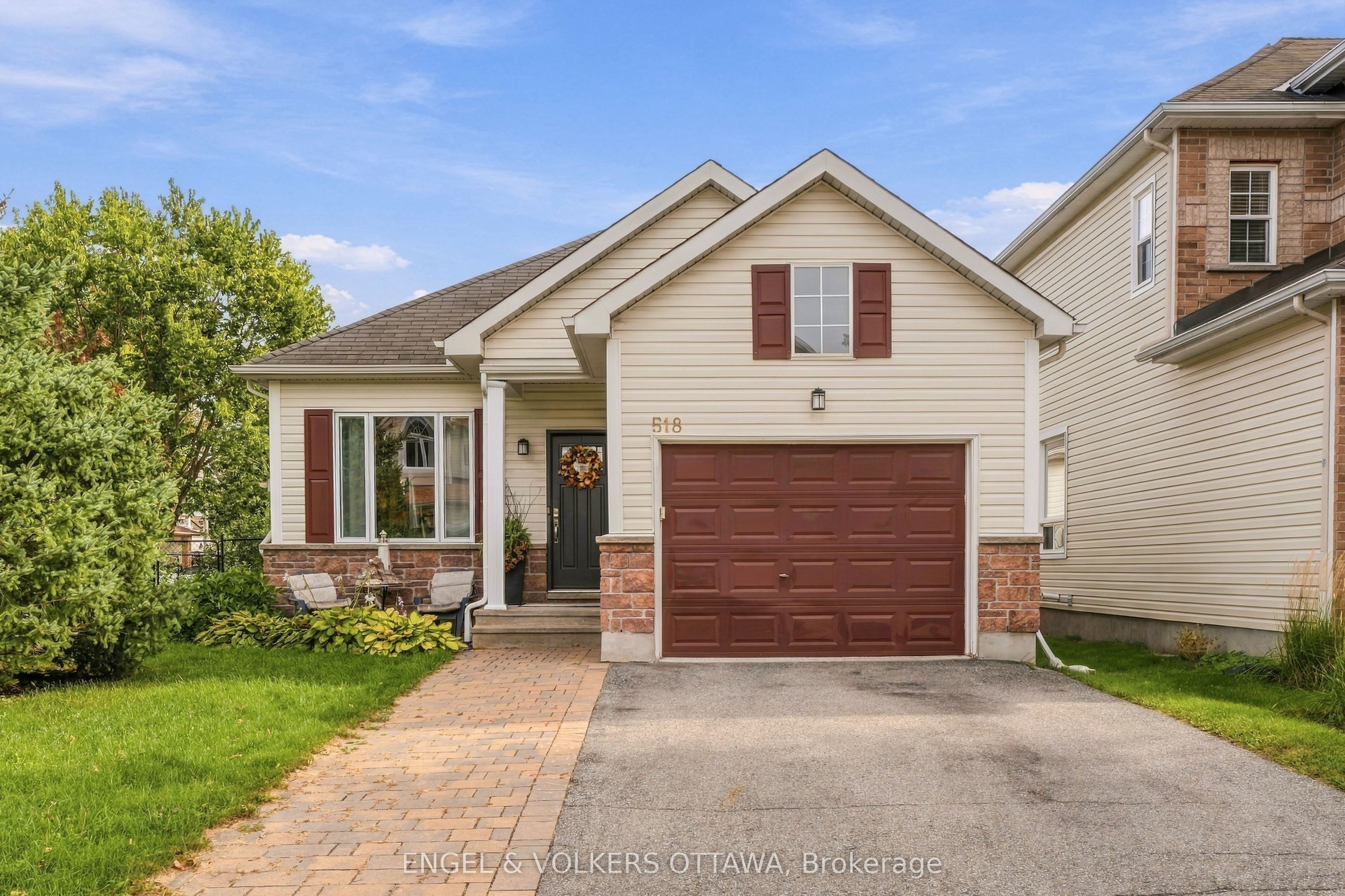 518 Stonechurch Way Property Photo 1