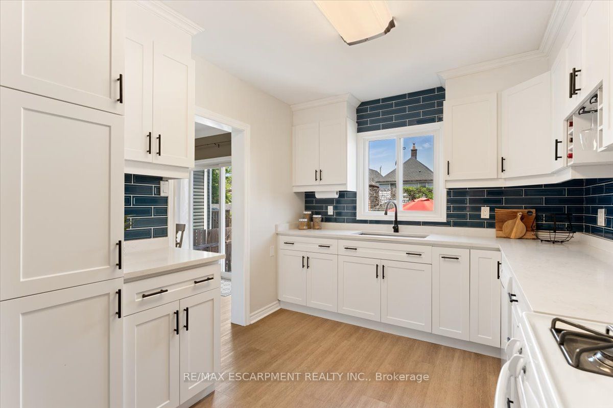 17 Craigmiller Avenue Property Photo 16