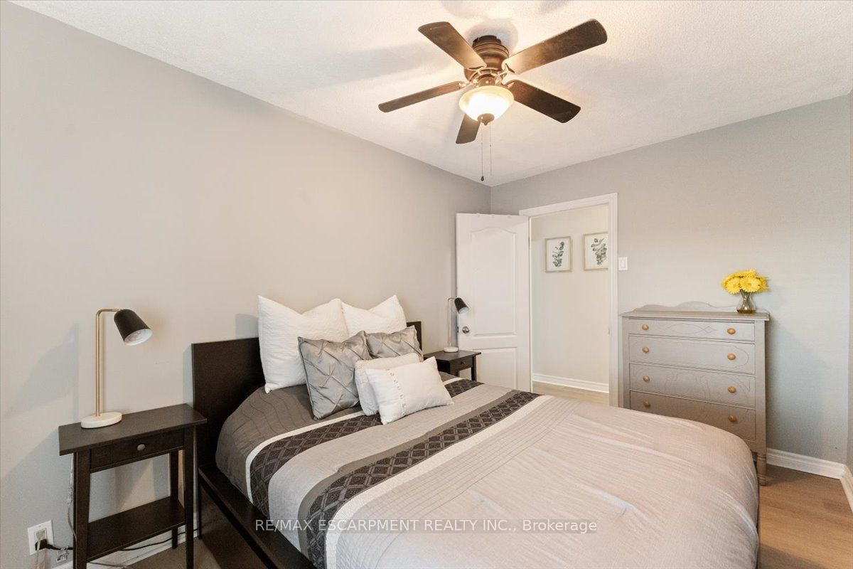 17 Craigmiller Avenue Property Photo 20