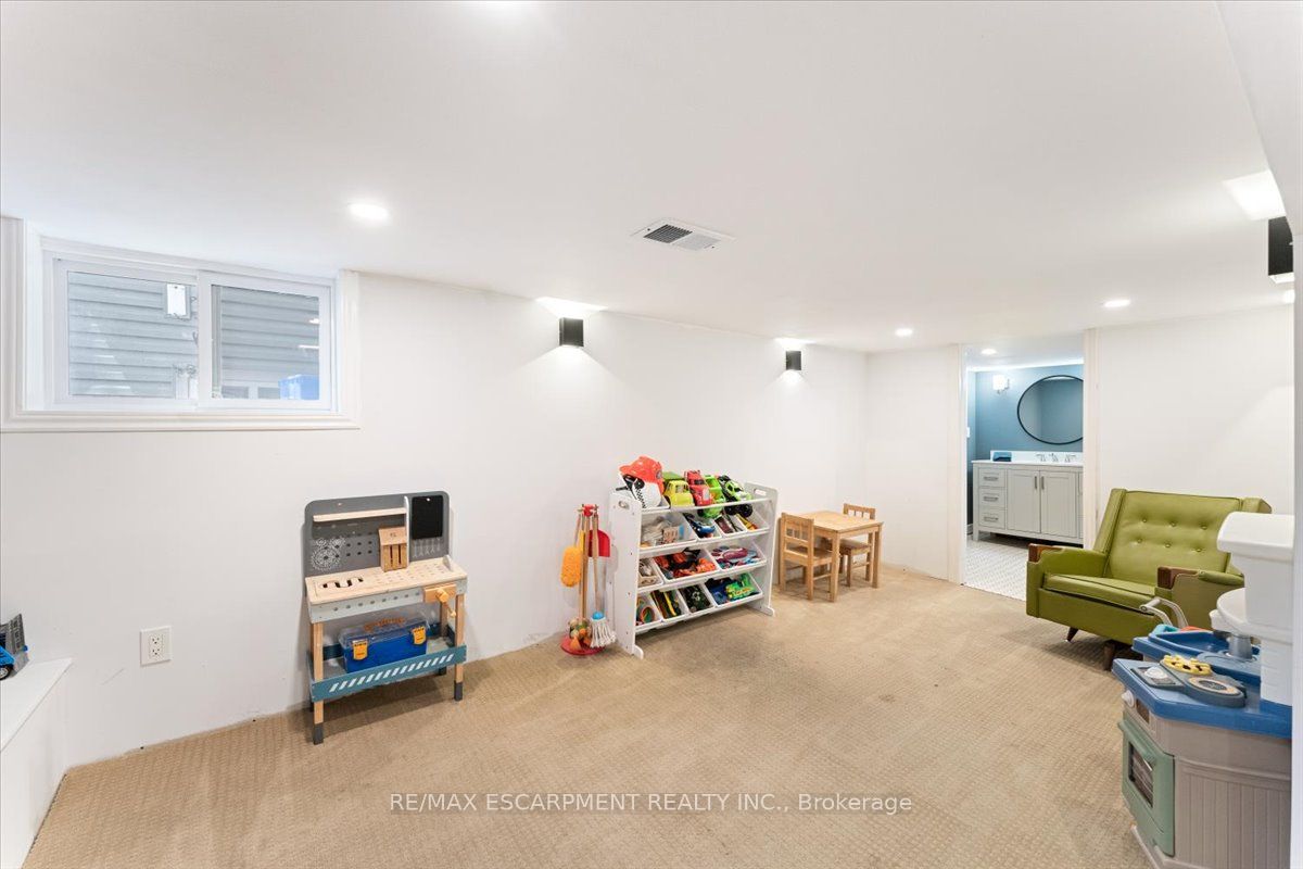 17 Craigmiller Avenue Property Photo 29