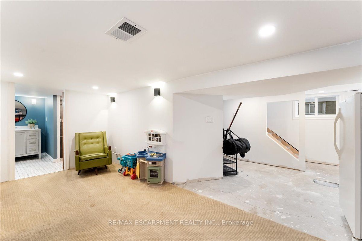 17 Craigmiller Avenue Property Photo 30