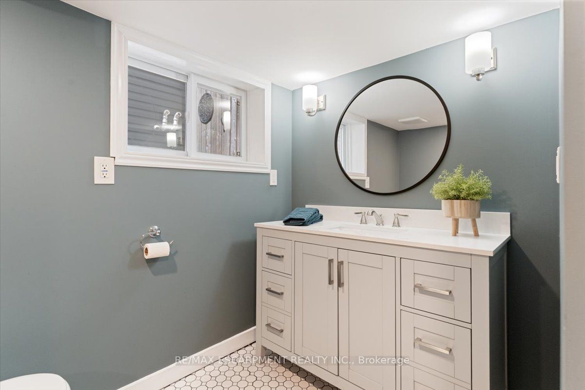 17 Craigmiller Avenue Property Photo 31