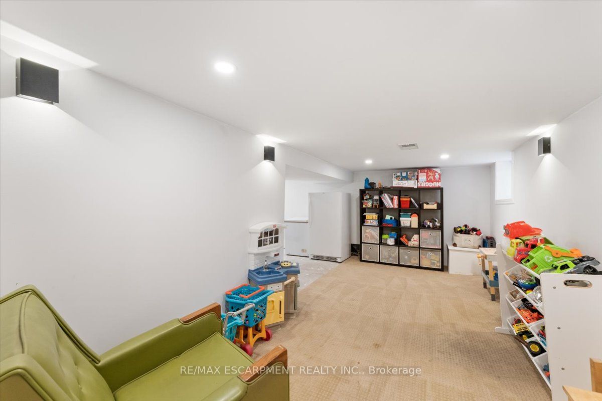 17 Craigmiller Avenue Property Photo 33