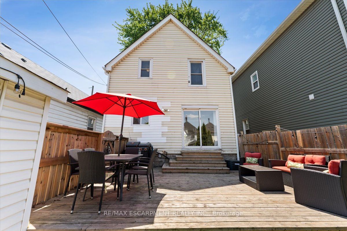 17 Craigmiller Avenue Property Photo 37
