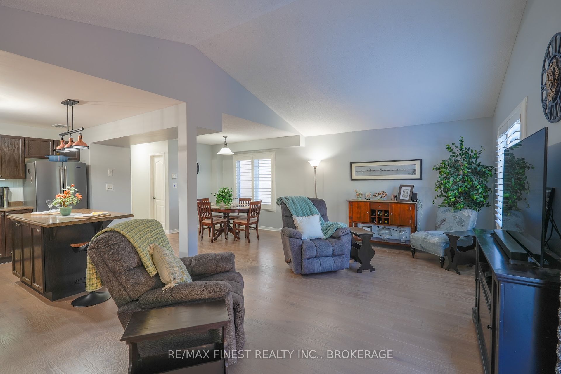 1736 Reginald Bart Drive Property Photo 15