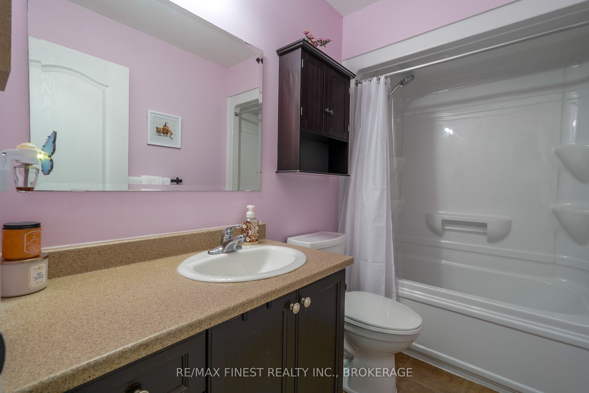 1736 Reginald Bart Drive Property Photo 20