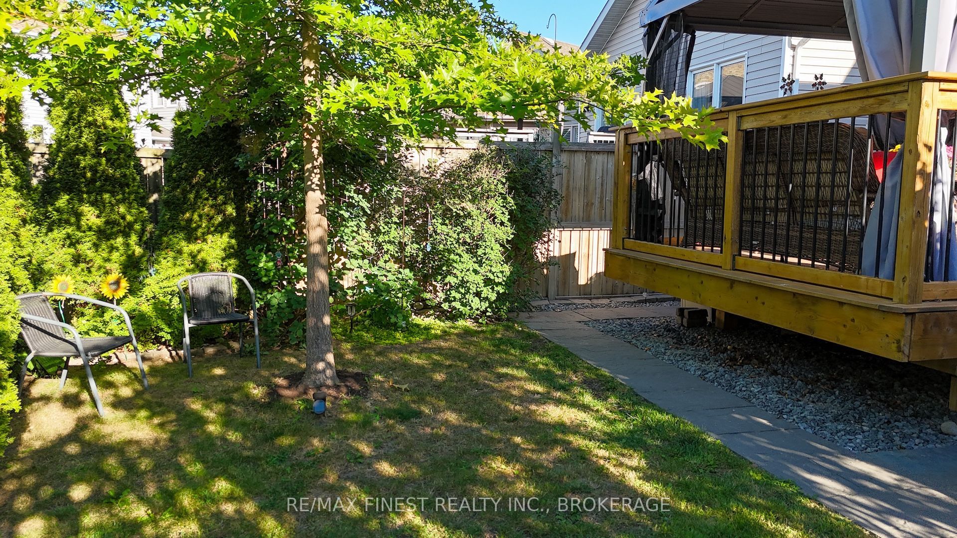 1736 Reginald Bart Drive Property Photo 34