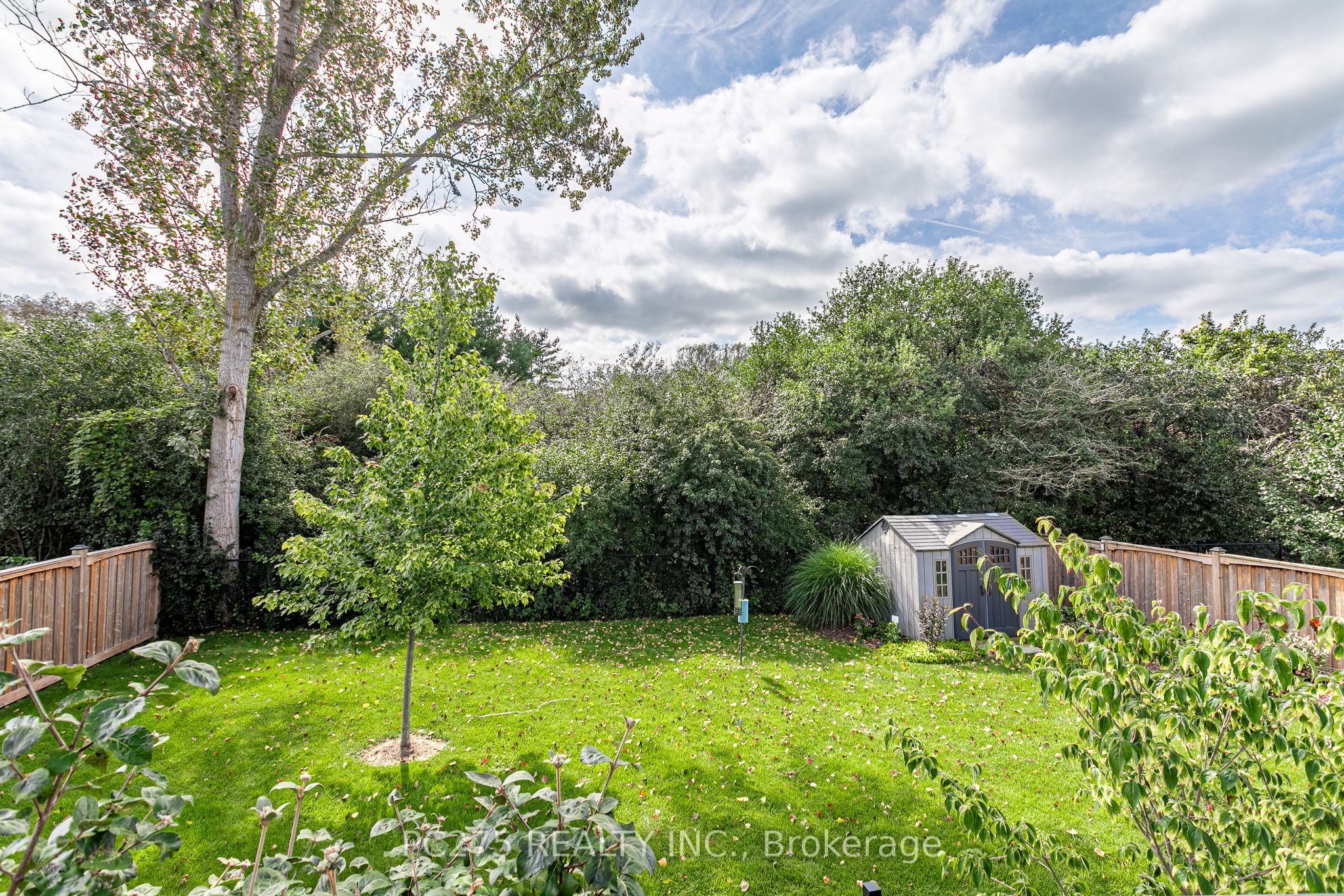 9 Foxborough Place Property Photo 44
