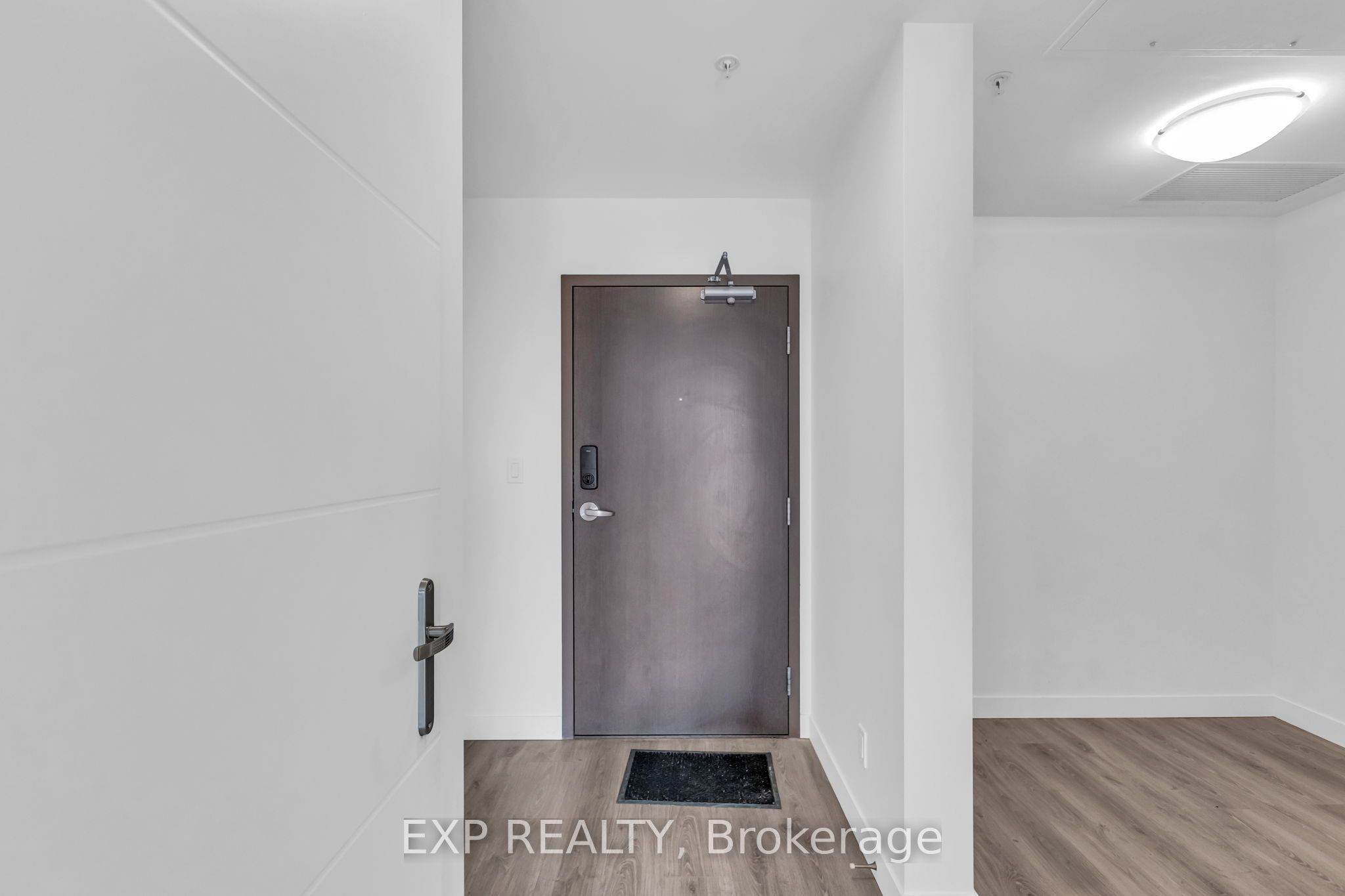 60 Frederick Street 304 Property Photo 4