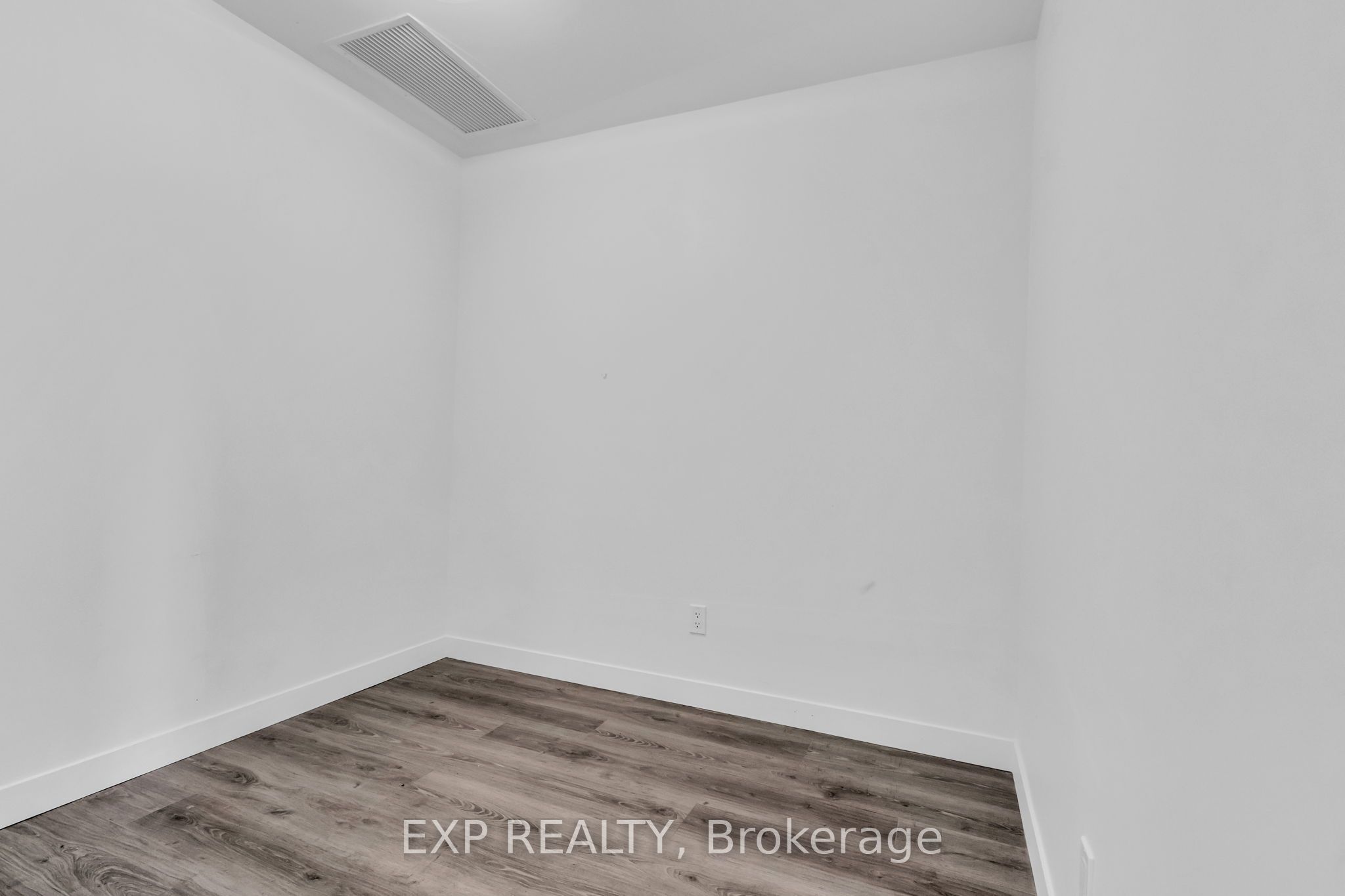 60 Frederick Street 304 Property Photo 6