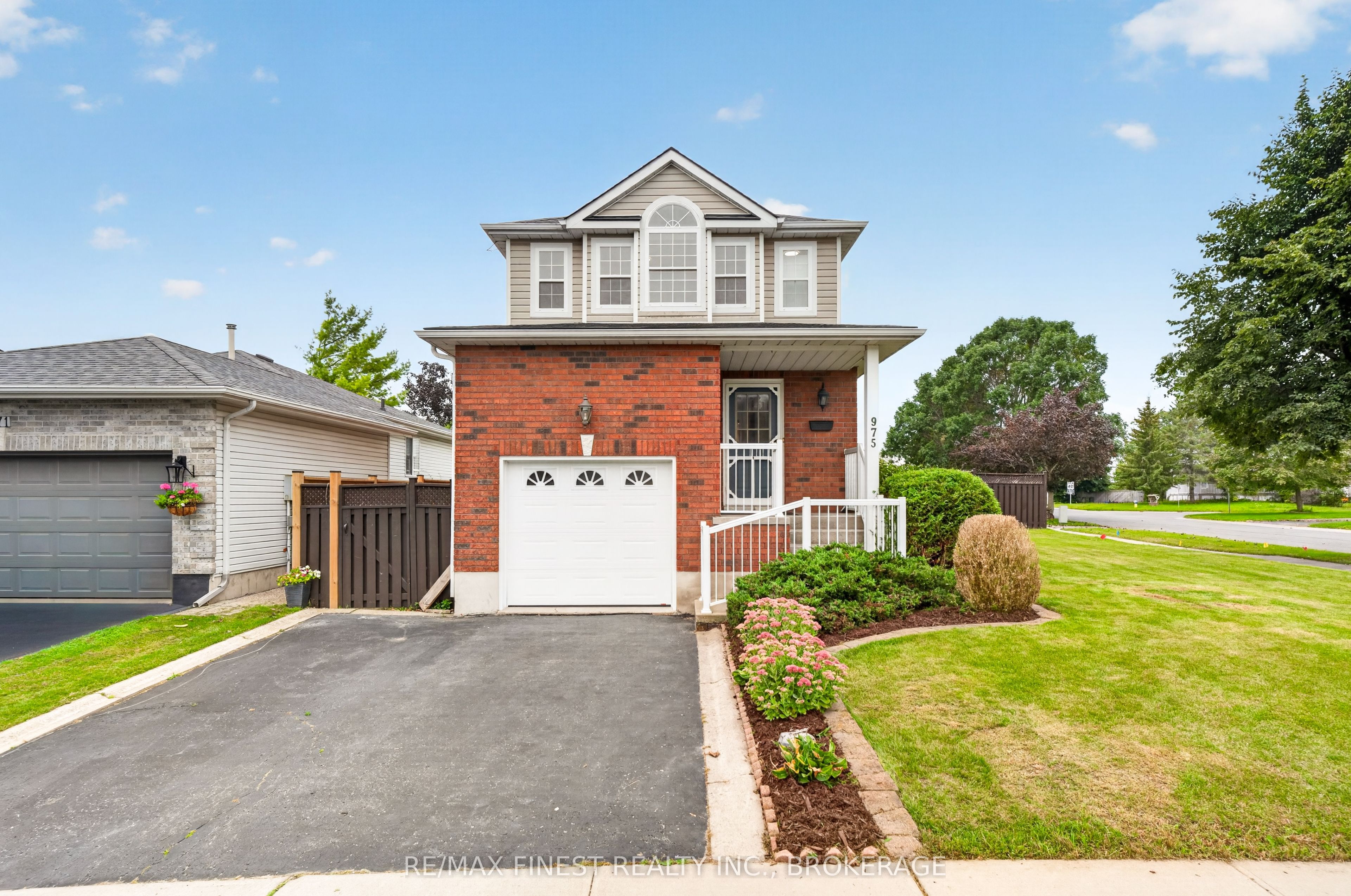975 Ringstead Street Property Photo 1