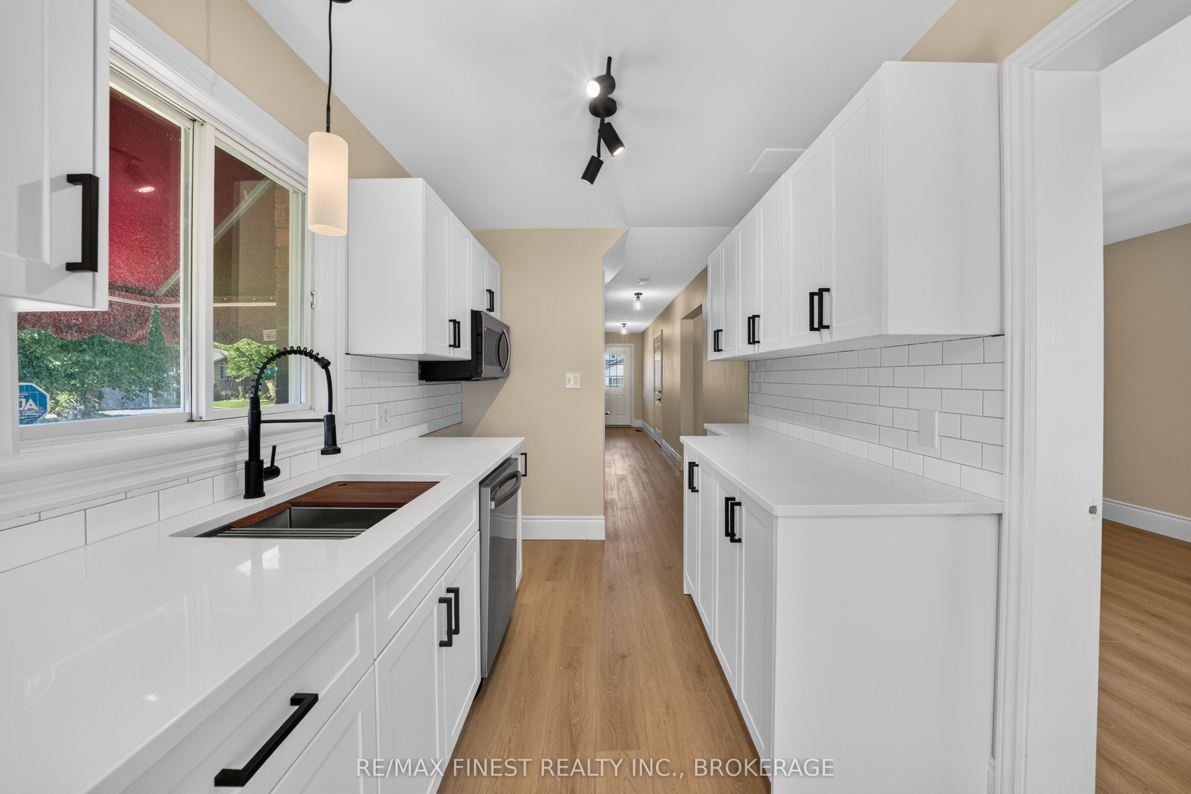 975 Ringstead Street Property Photo 11