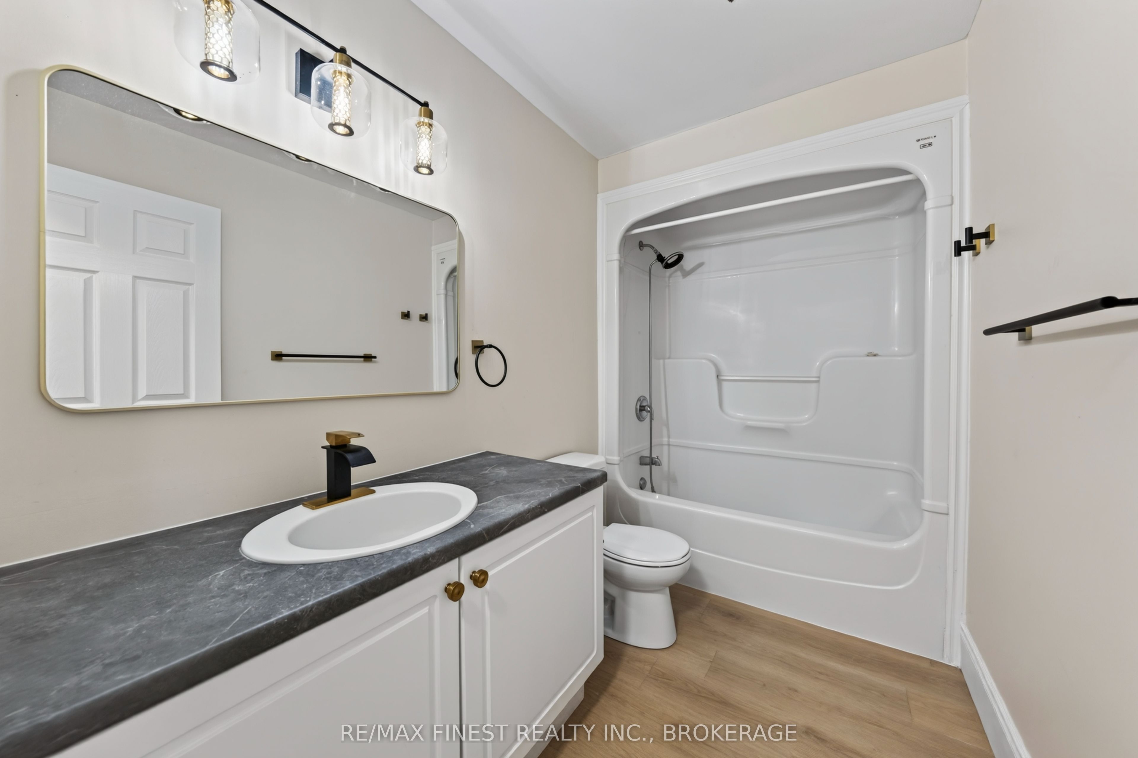 975 Ringstead Street Property Photo 19