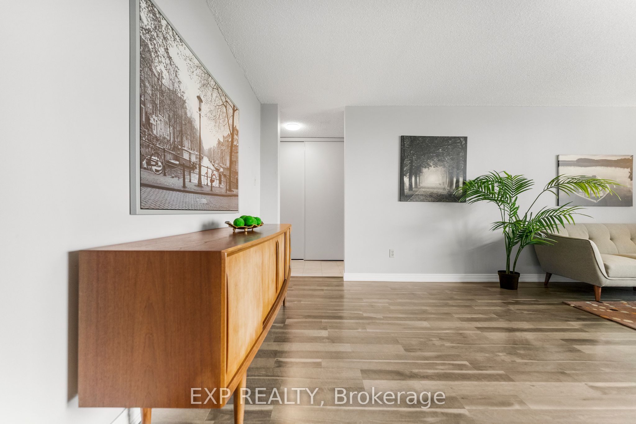 665 Bathgate Drive 1603 Property Photo 12