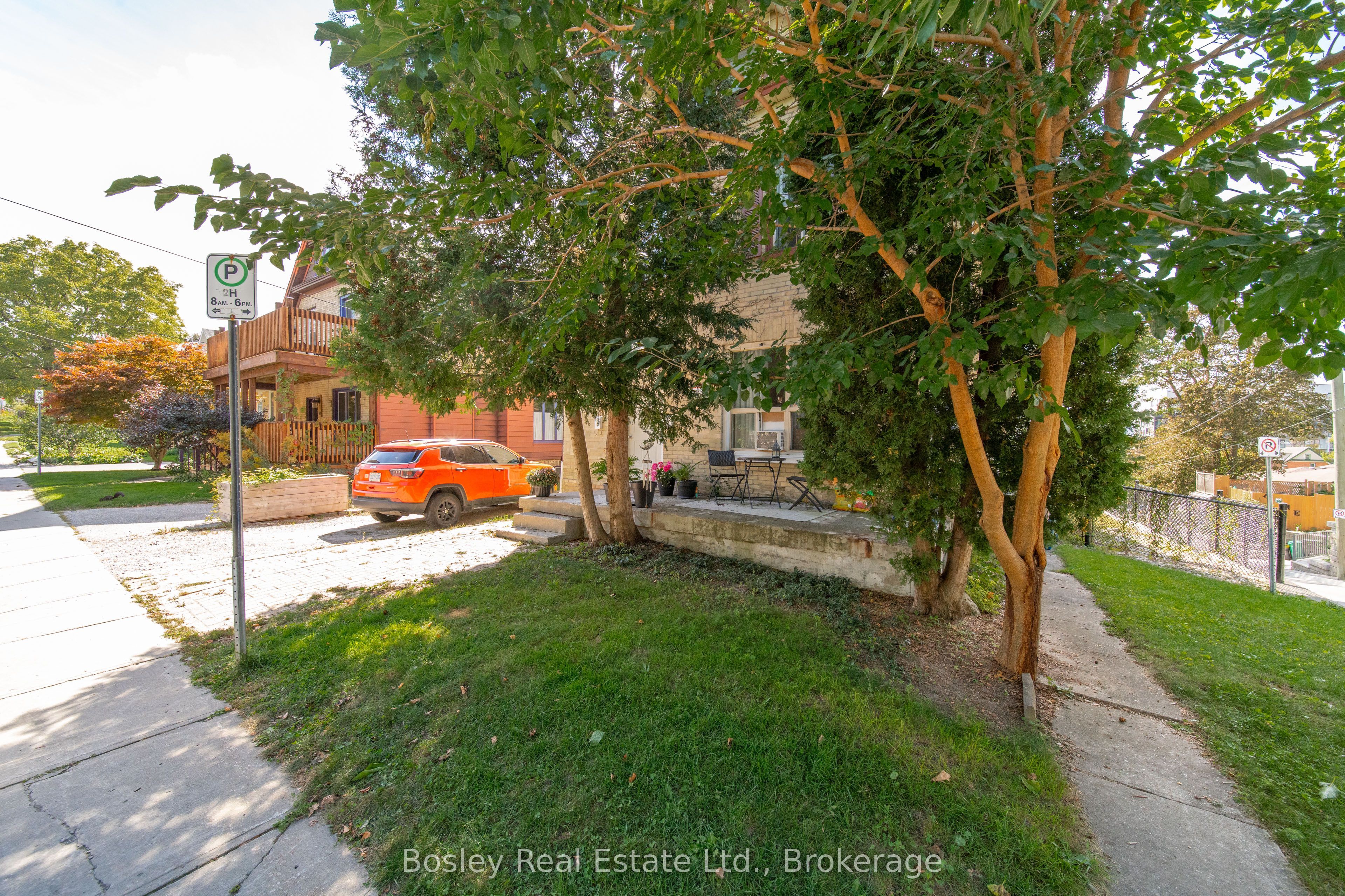 63 St George Street Unit 1 Property Photo 3