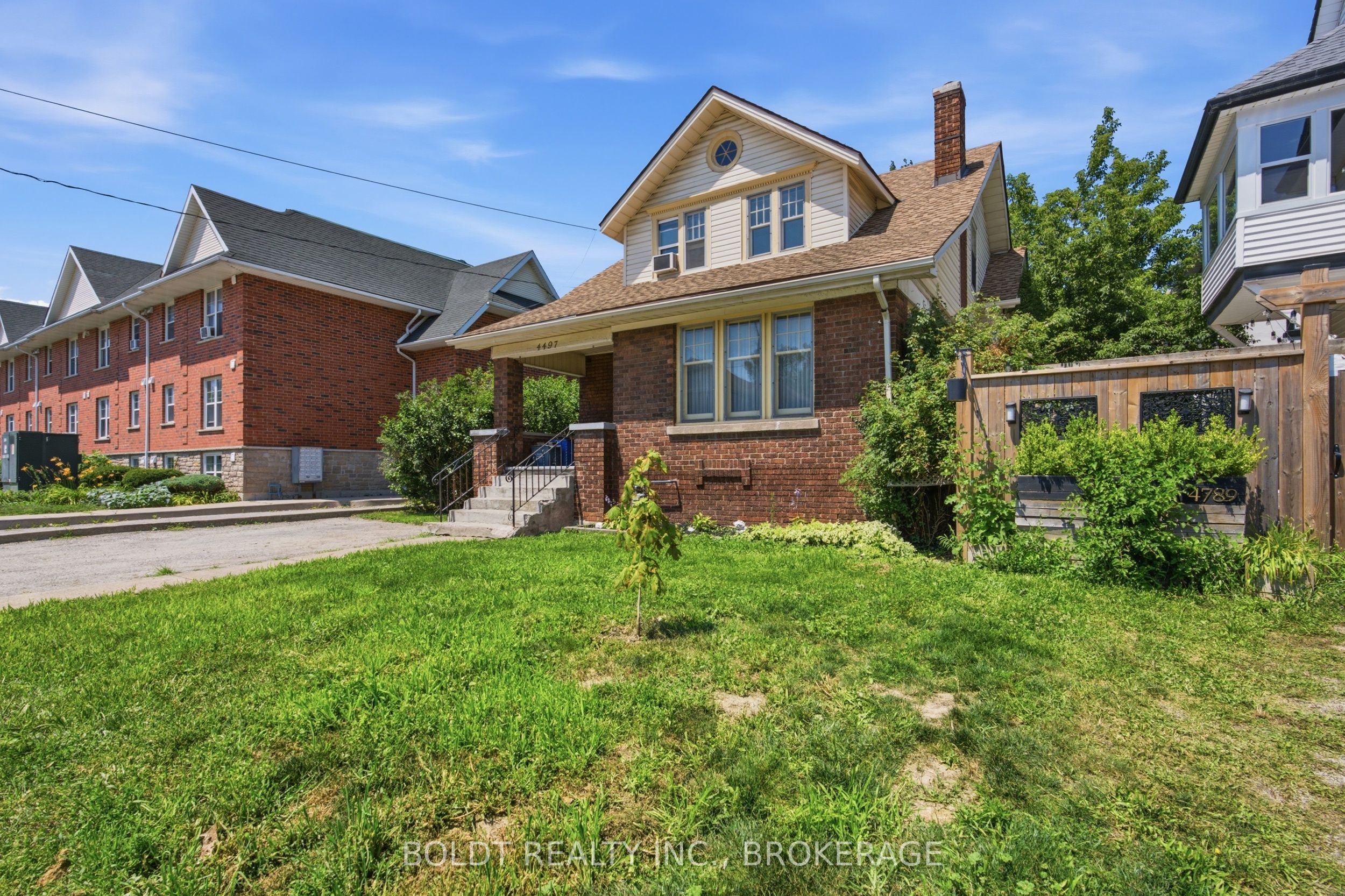 4497 Morrison Street Property Photo 2