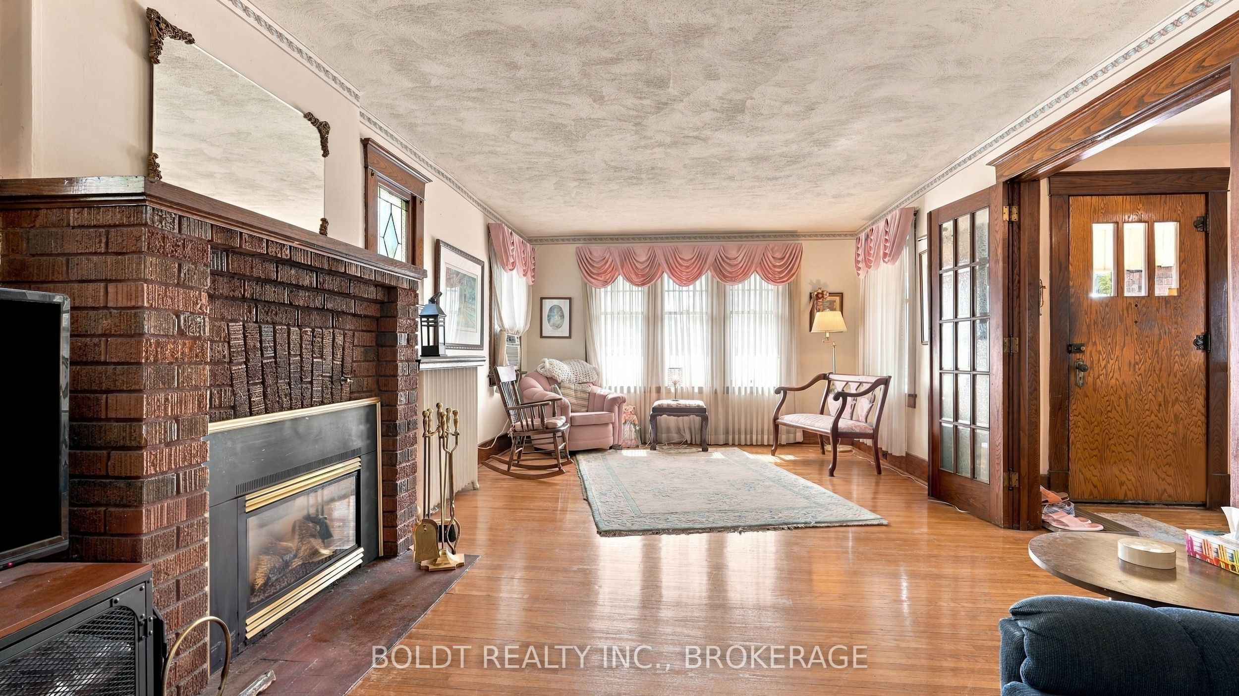 4497 Morrison Street Property Photo 9