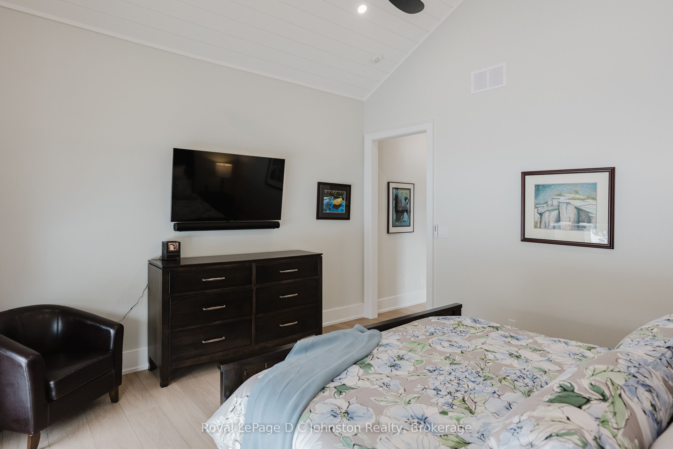 28 Lakeside Woods Crescent Property Photo 28