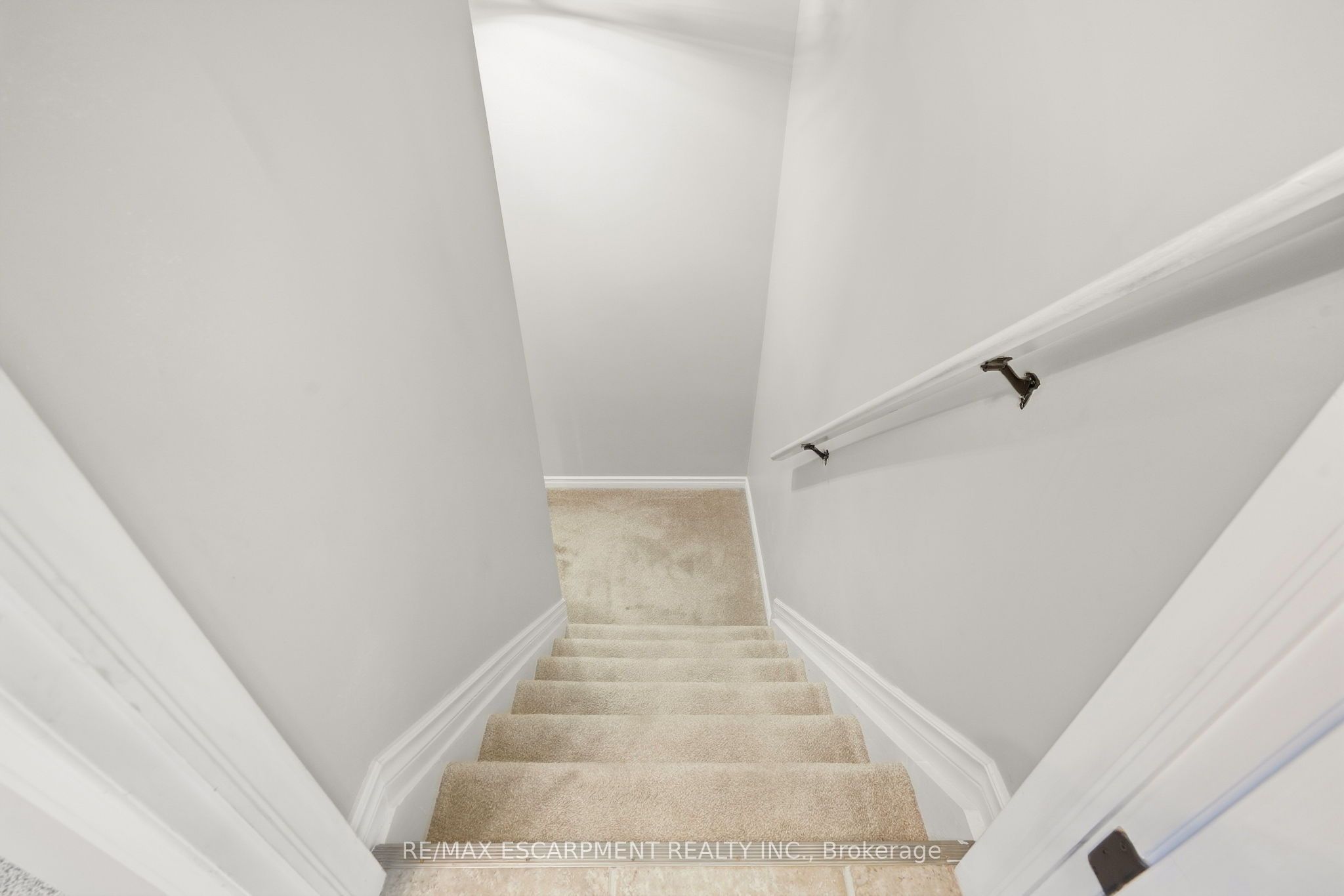 14 Kenyon Crescent Property Photo 24