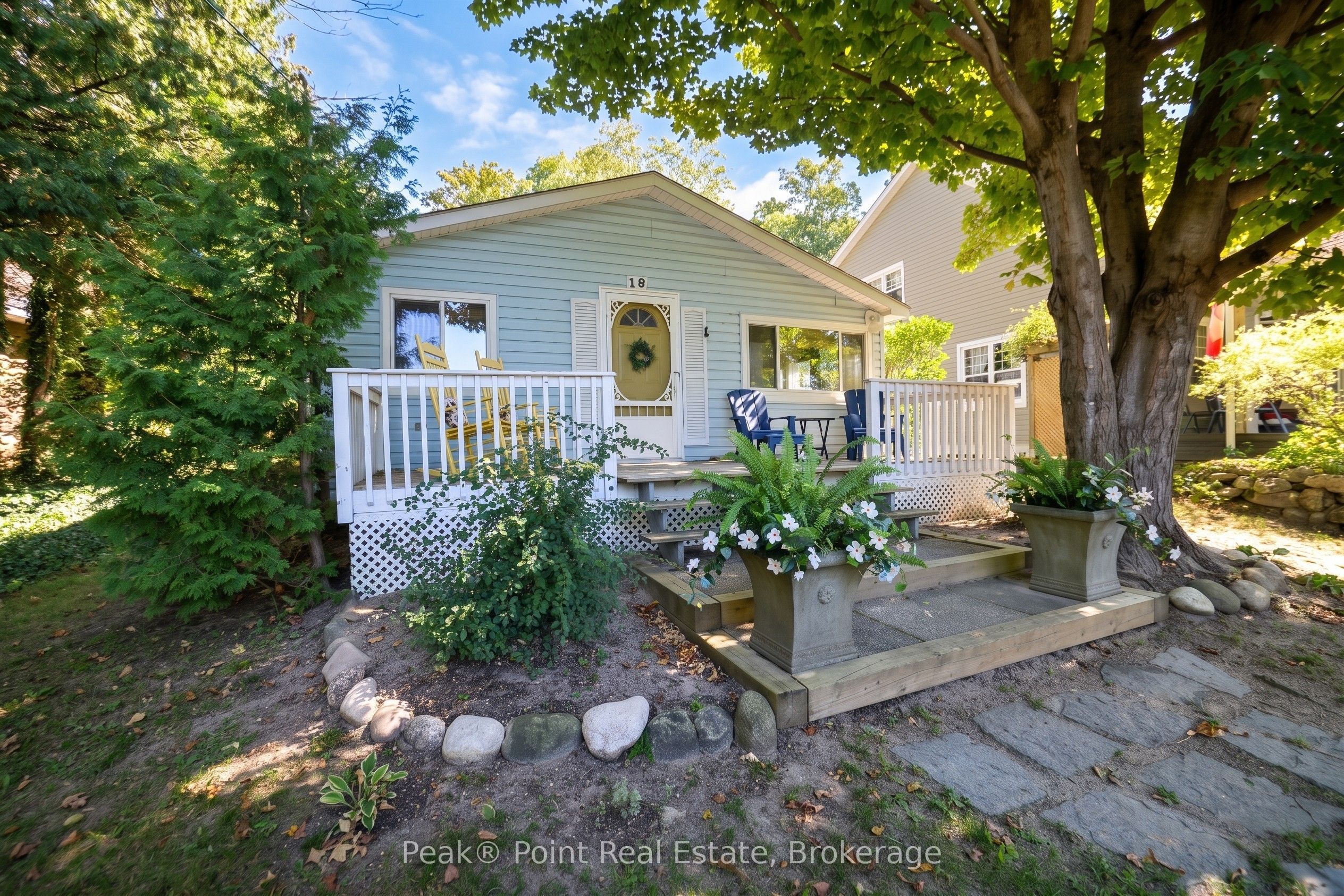 19 Marina Avenue Property Photo 4