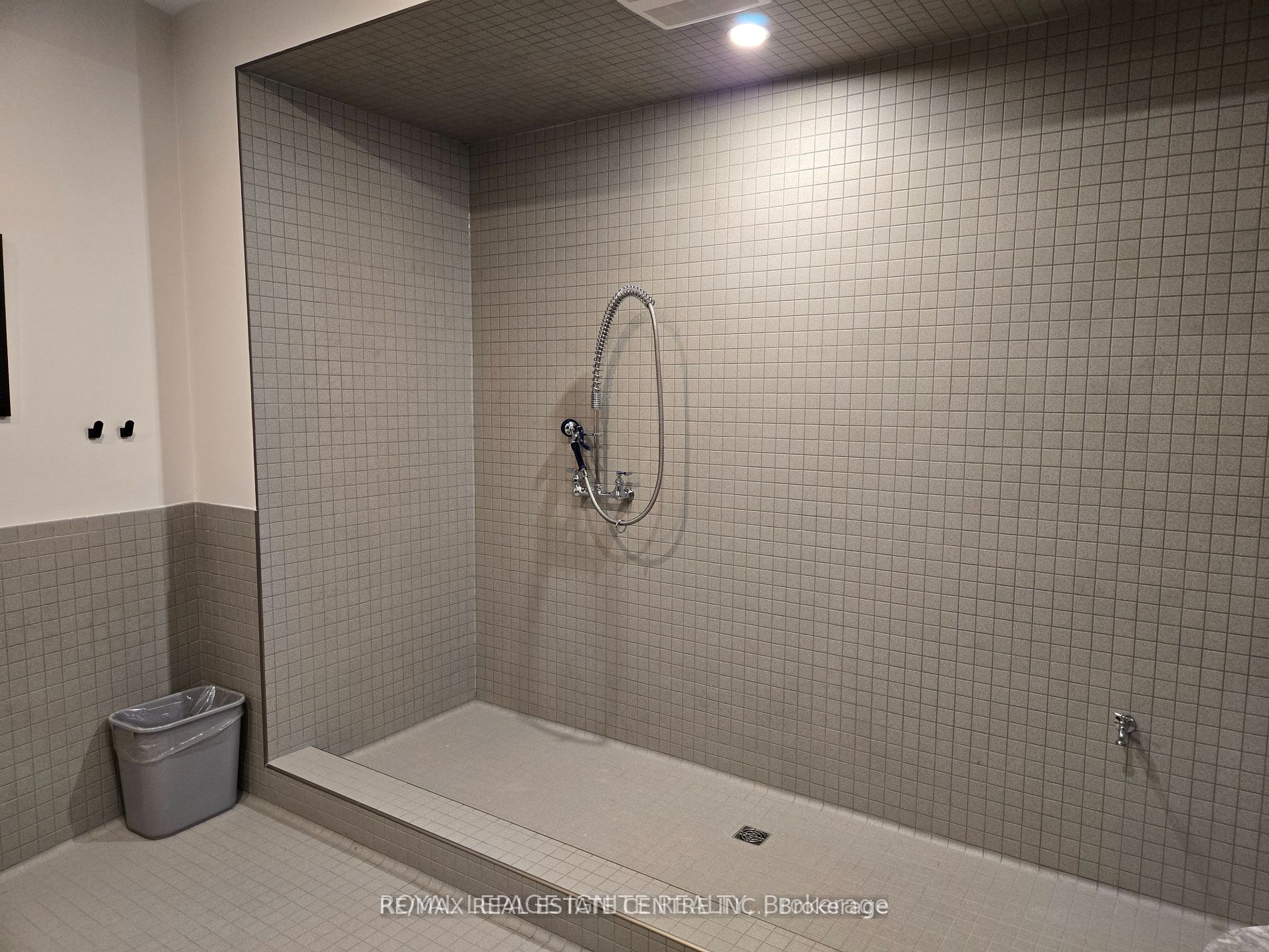 93 Arthur Street S 810 Property Photo 28