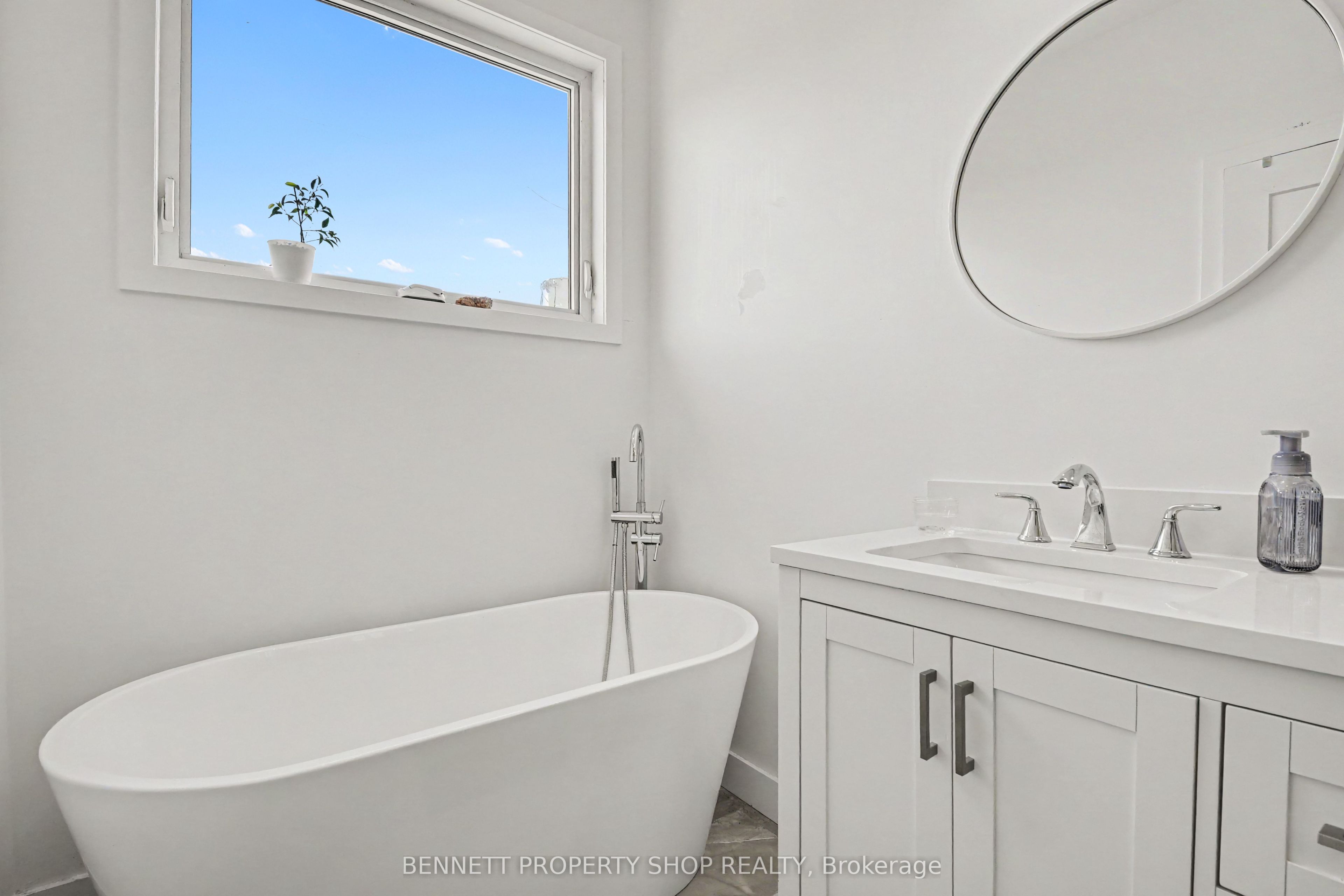 133 Duford Street Property Photo 7