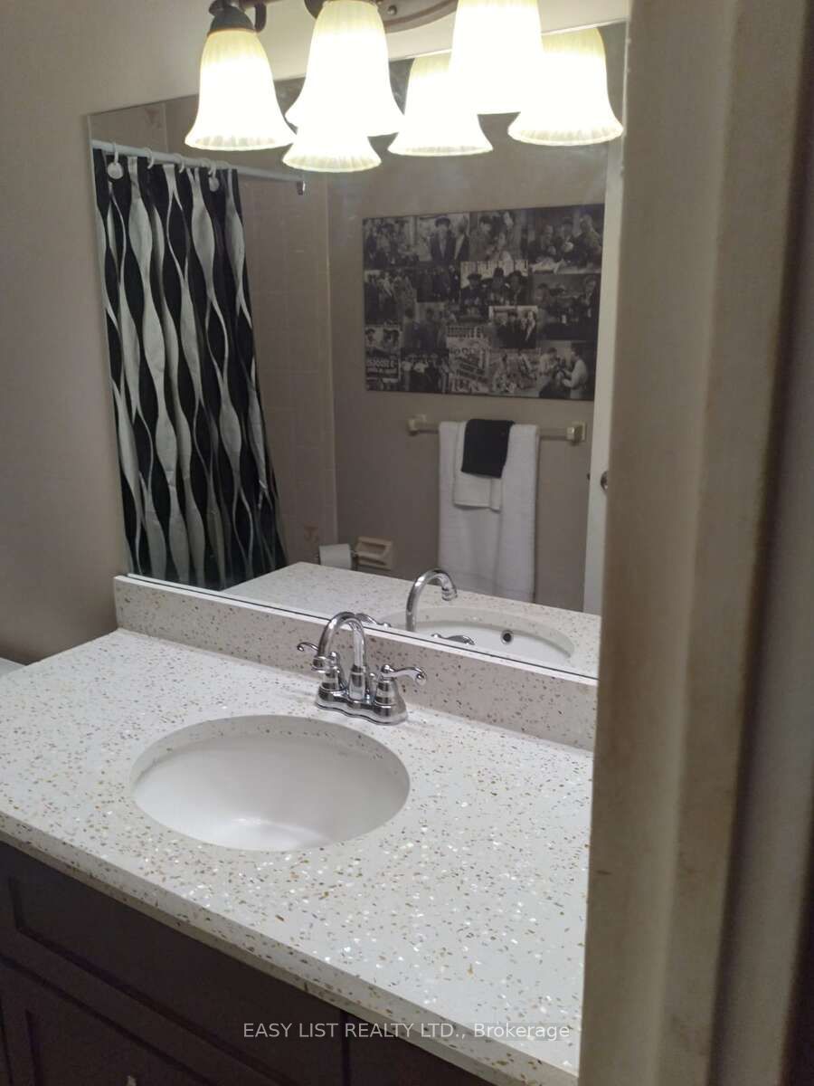 75 Huxley Street 205 Property Photo 6