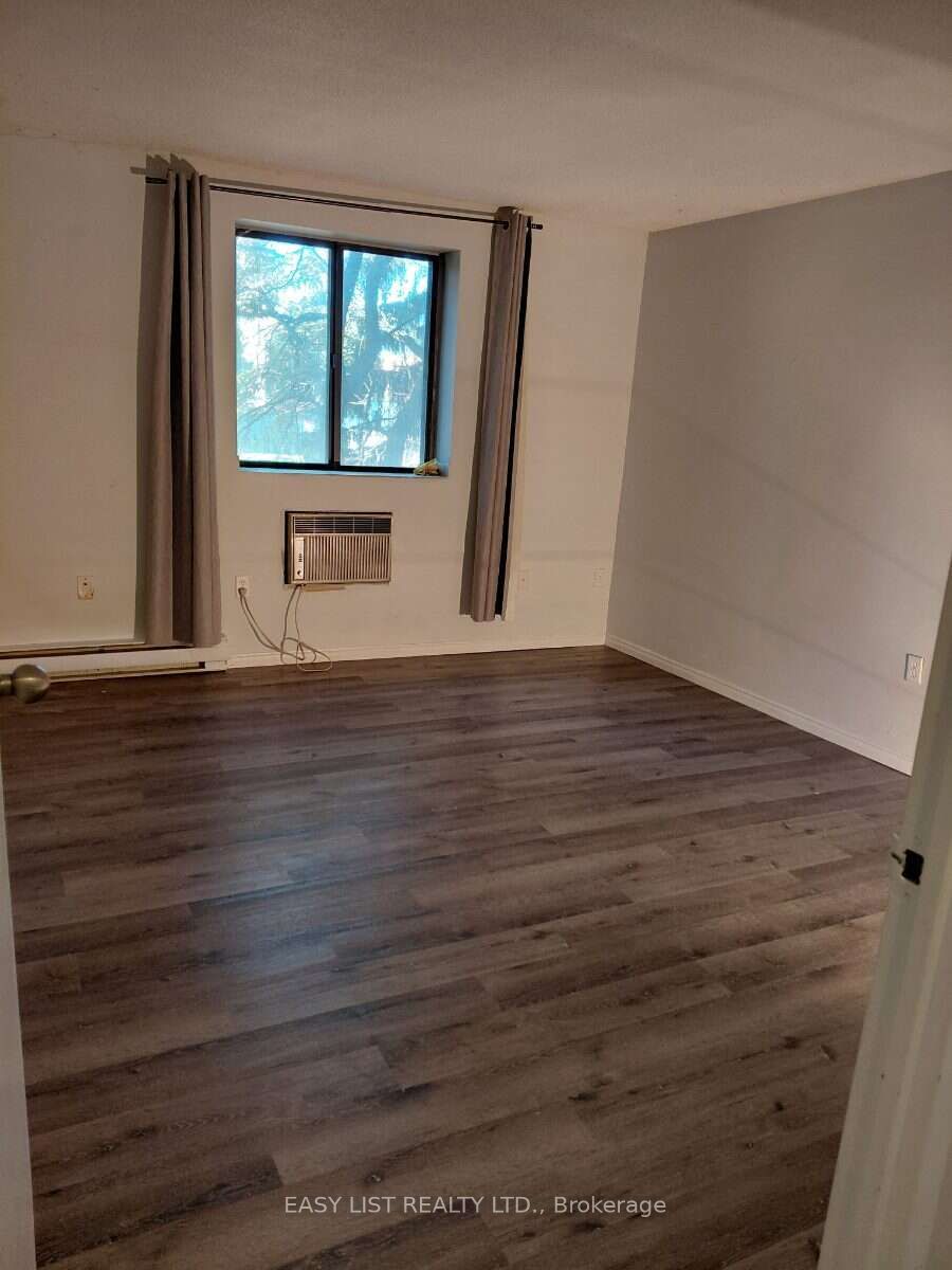 75 Huxley Street 205 Property Photo 11
