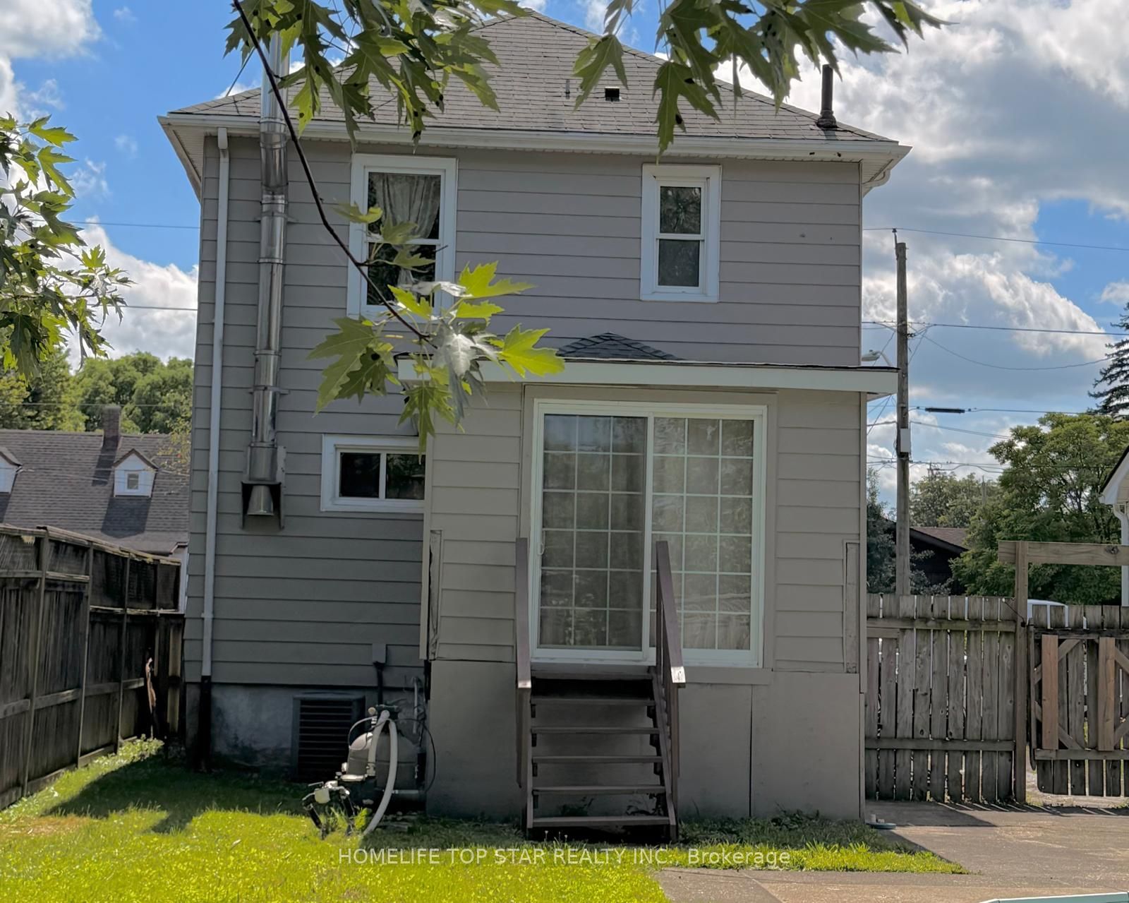 5341 Mcrae Street N Property Photo 18