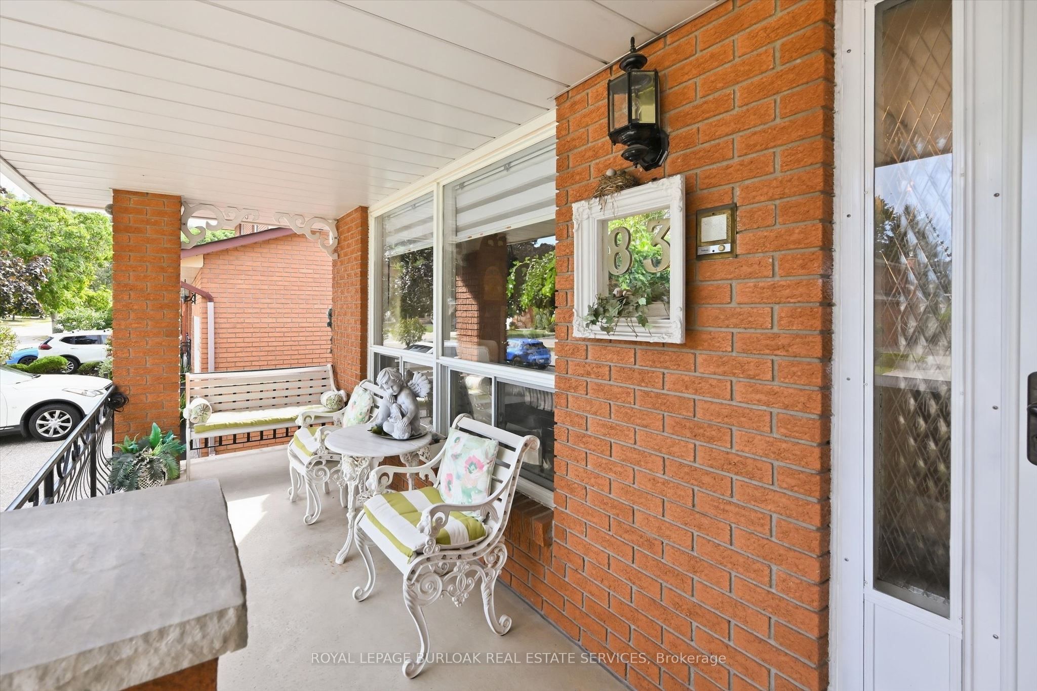 83 Oakridge Drive Property Photo 4