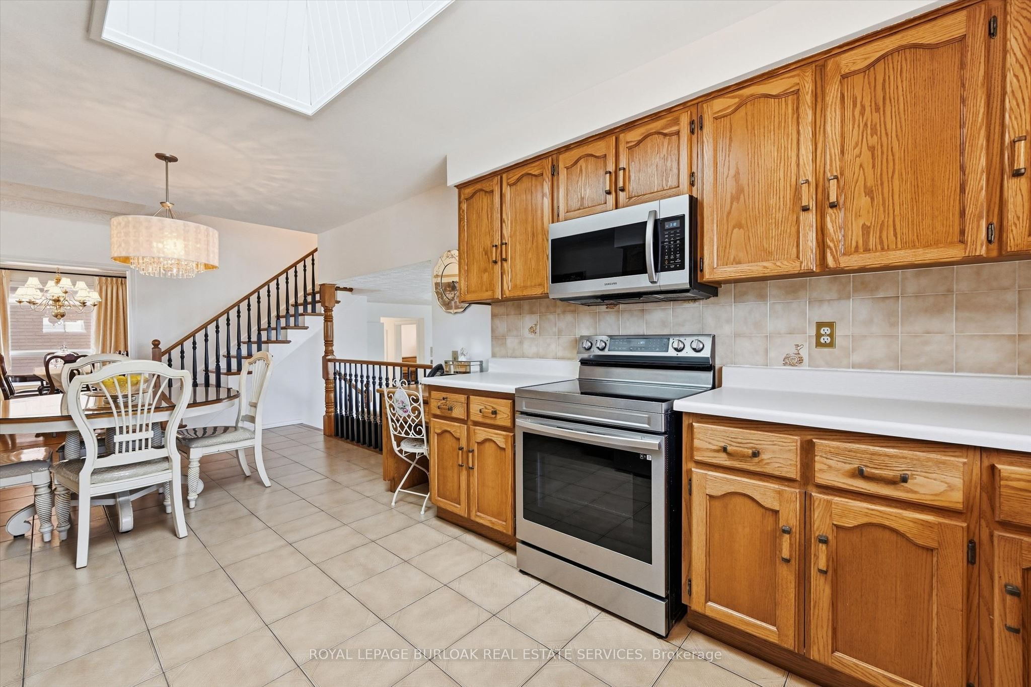 83 Oakridge Drive Property Photo 15