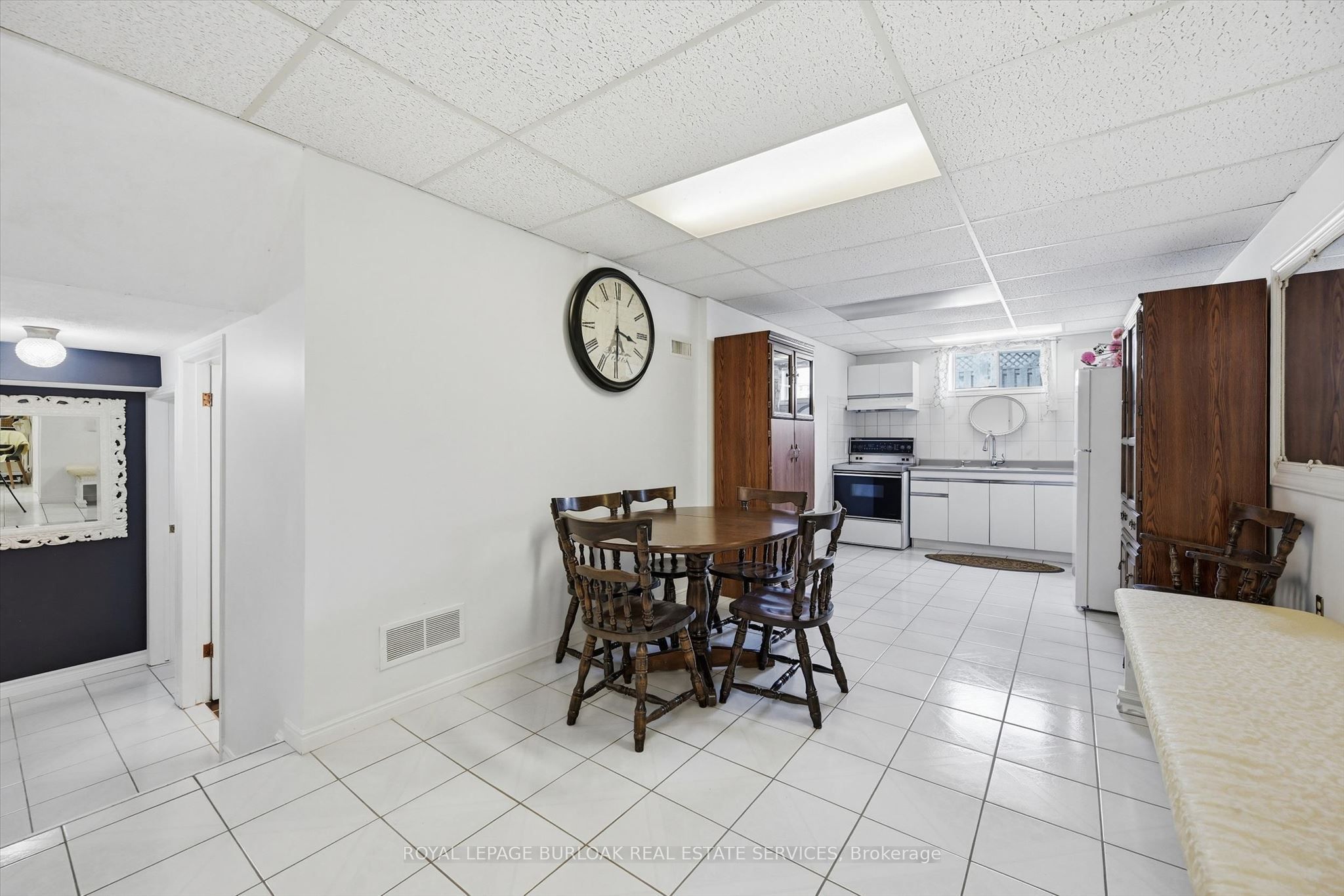 83 Oakridge Drive Property Photo 34