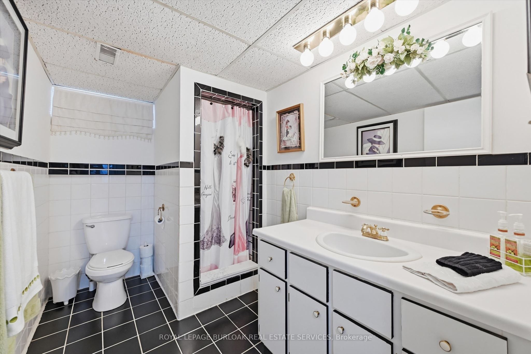 83 Oakridge Drive Property Photo 37