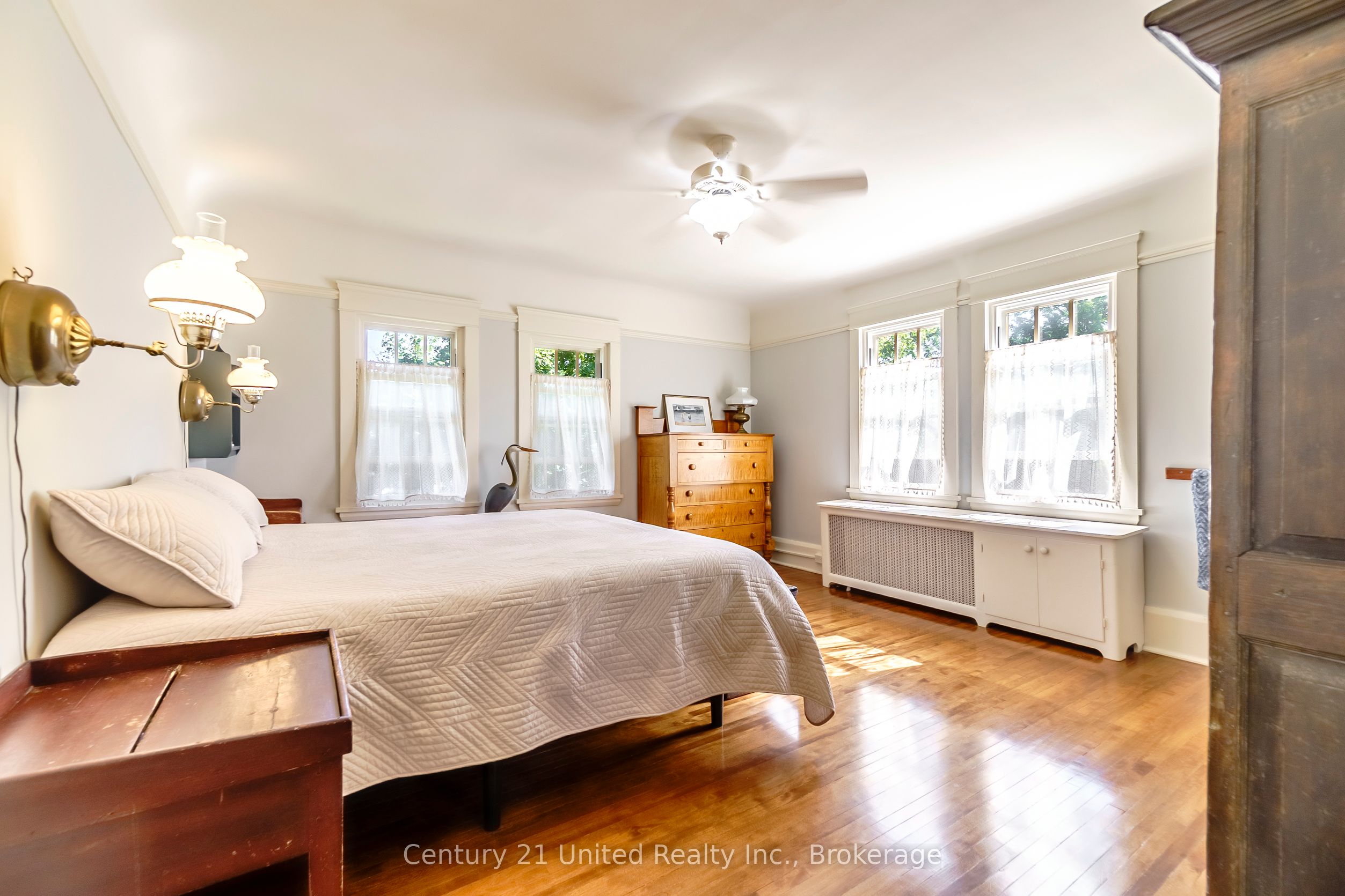 408 Belmont Avenue Property Photo 28