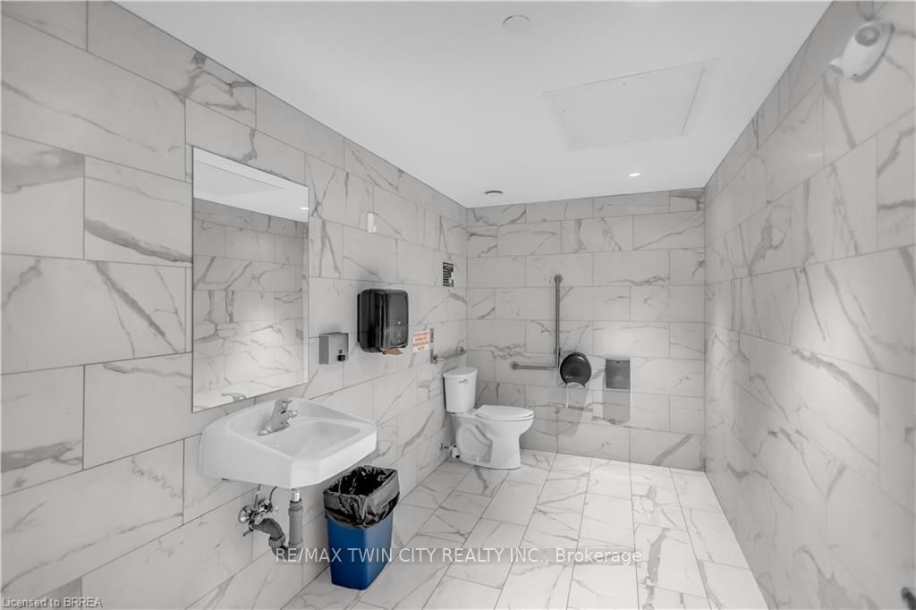 7 Erie Avenue 304 Property Photo 13