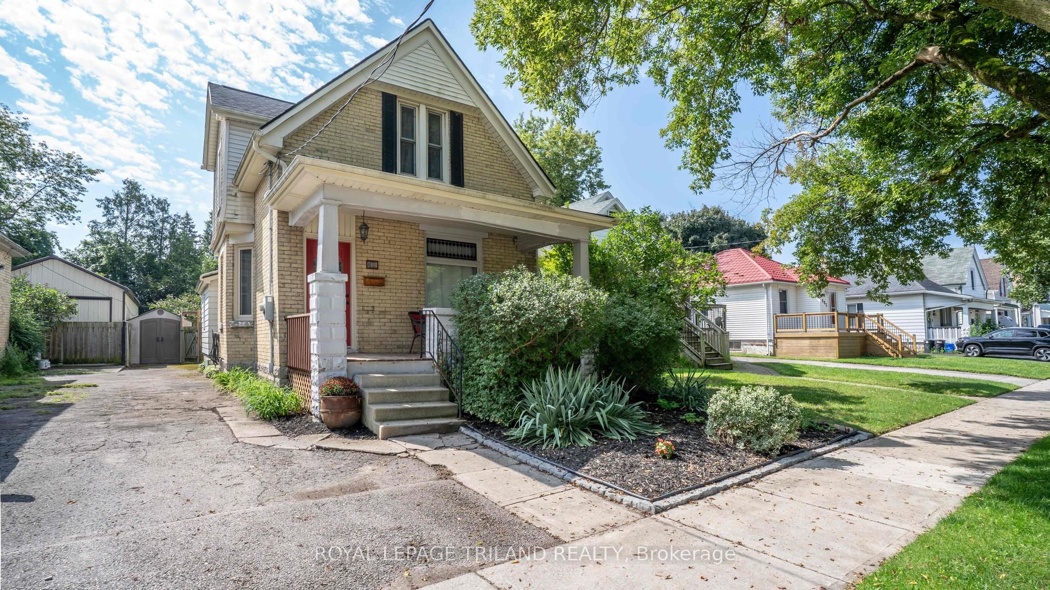 411 SALISBURY Street
